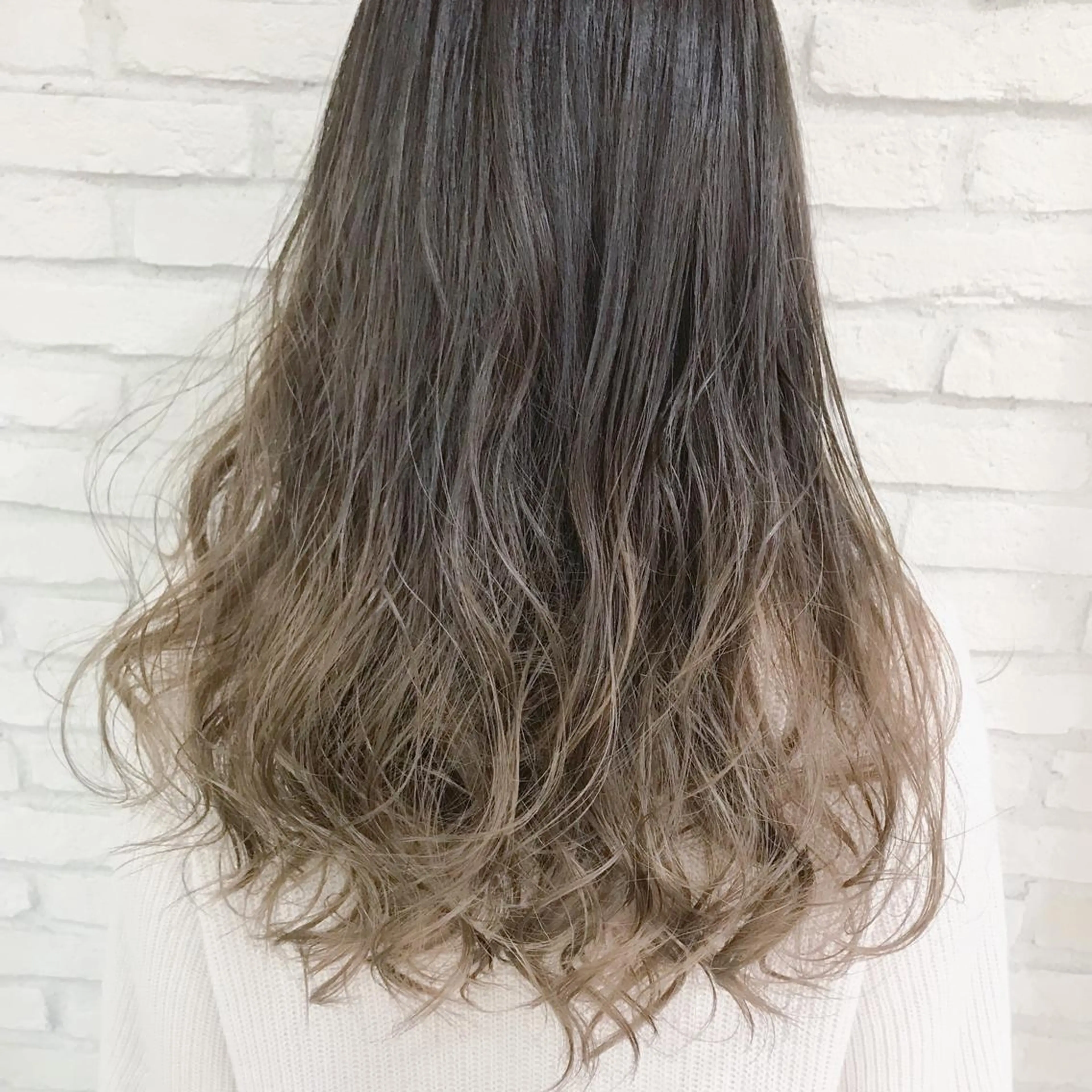 ロング カラー グラデーションカラー 横浜🍒カット エクステ／RIEのヘアスタイル