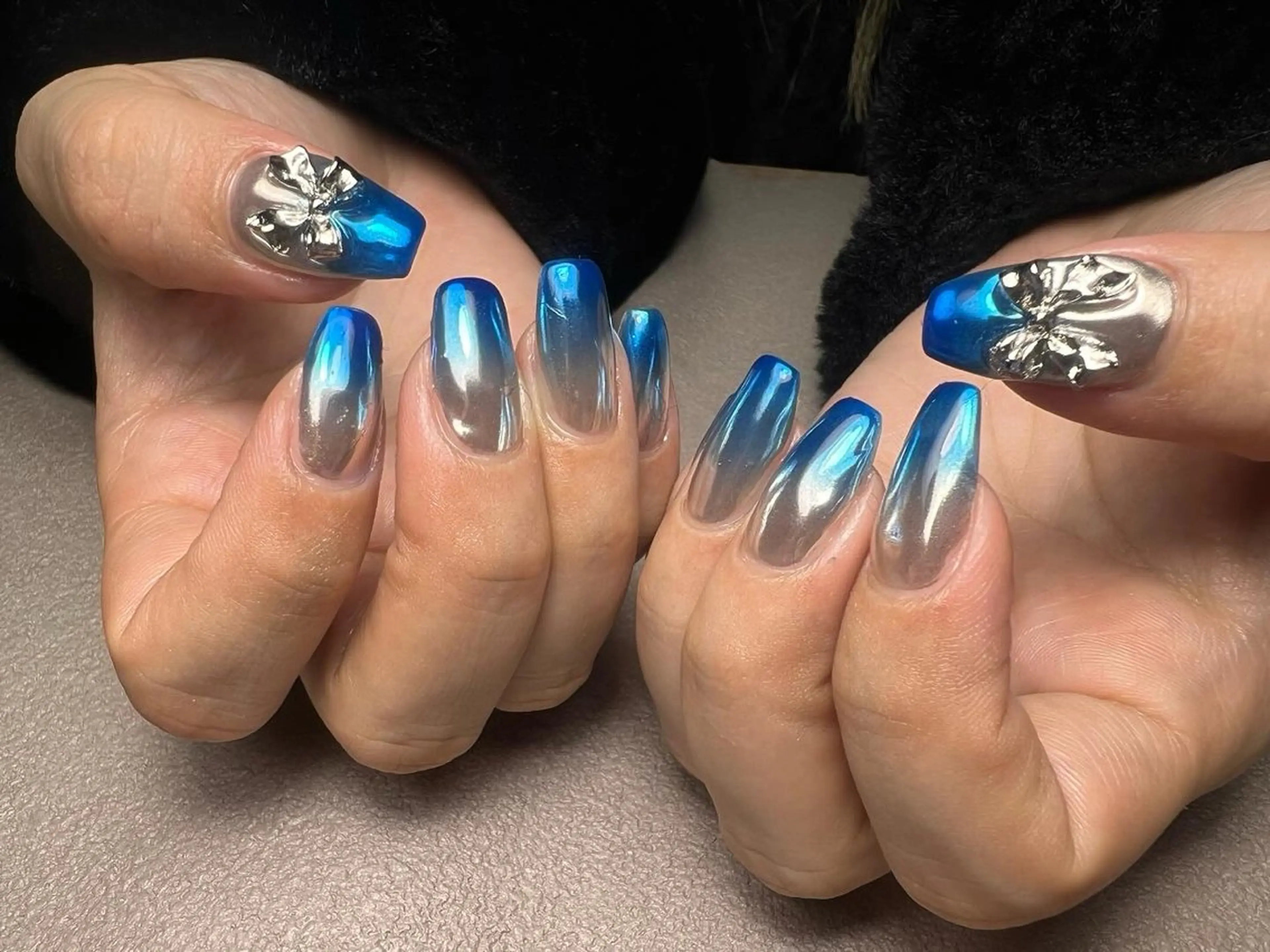ネイル ミラーネイル ハンドネイル private salon Lem.所属・Lem. Sayaのネイルデザイン
