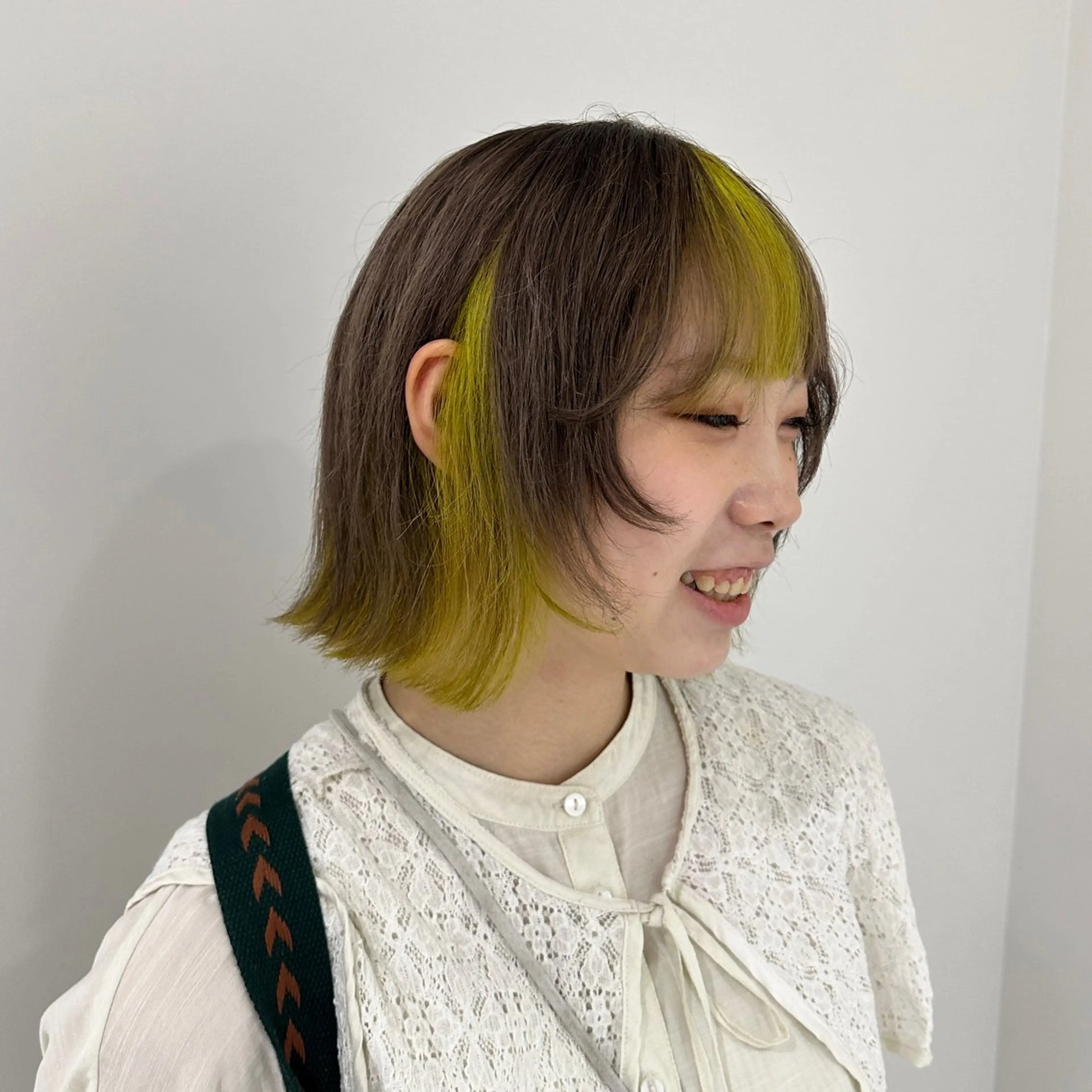カラー ブリーチ グレージュ ヘアカラー こうた/髪質改善 ストレート/ヘアケアのヘアスタイル