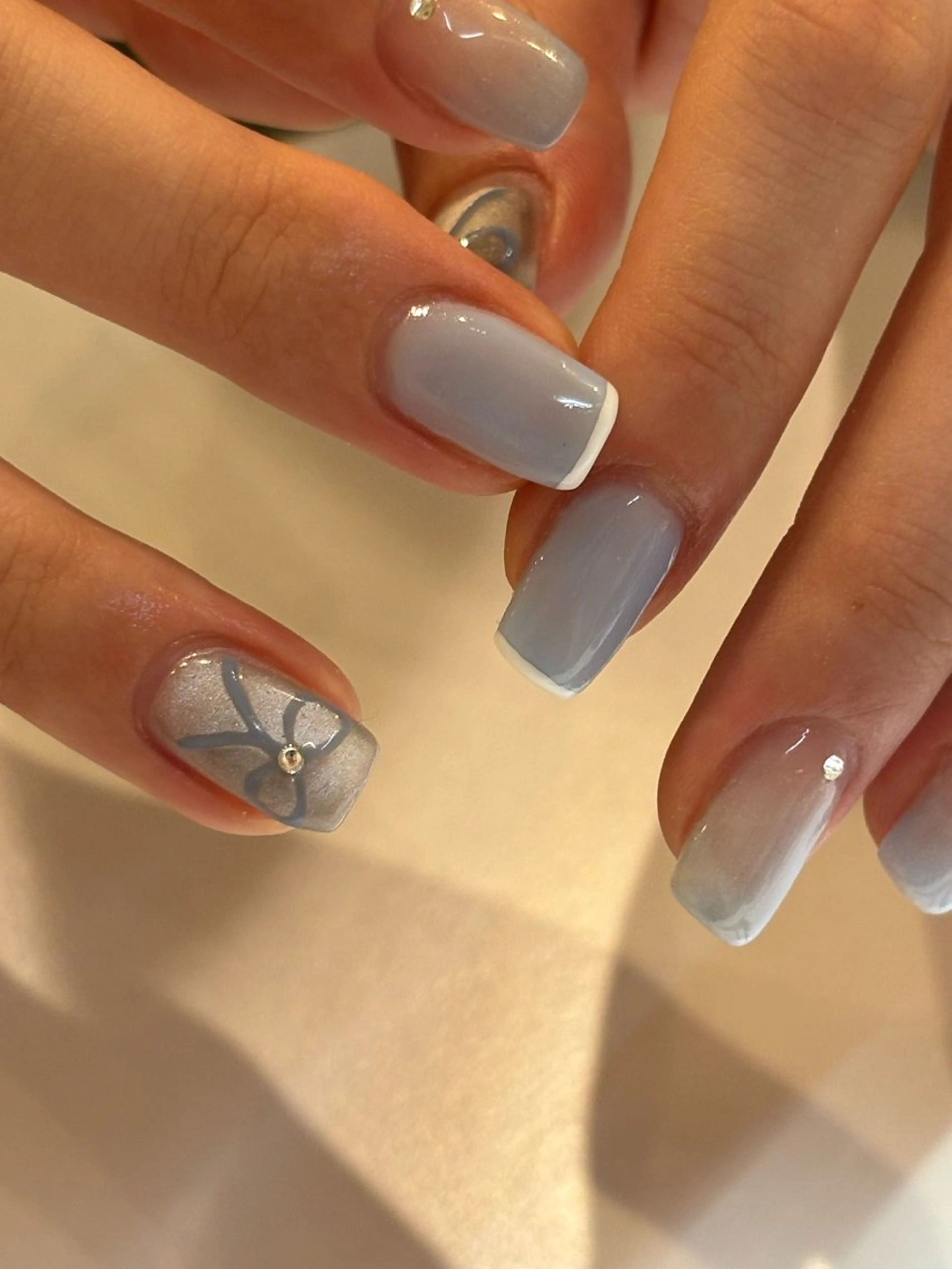 ネイル リボン ハンドネイル Ann. nail.tokyo所属・Ann nailのネイルデザイン