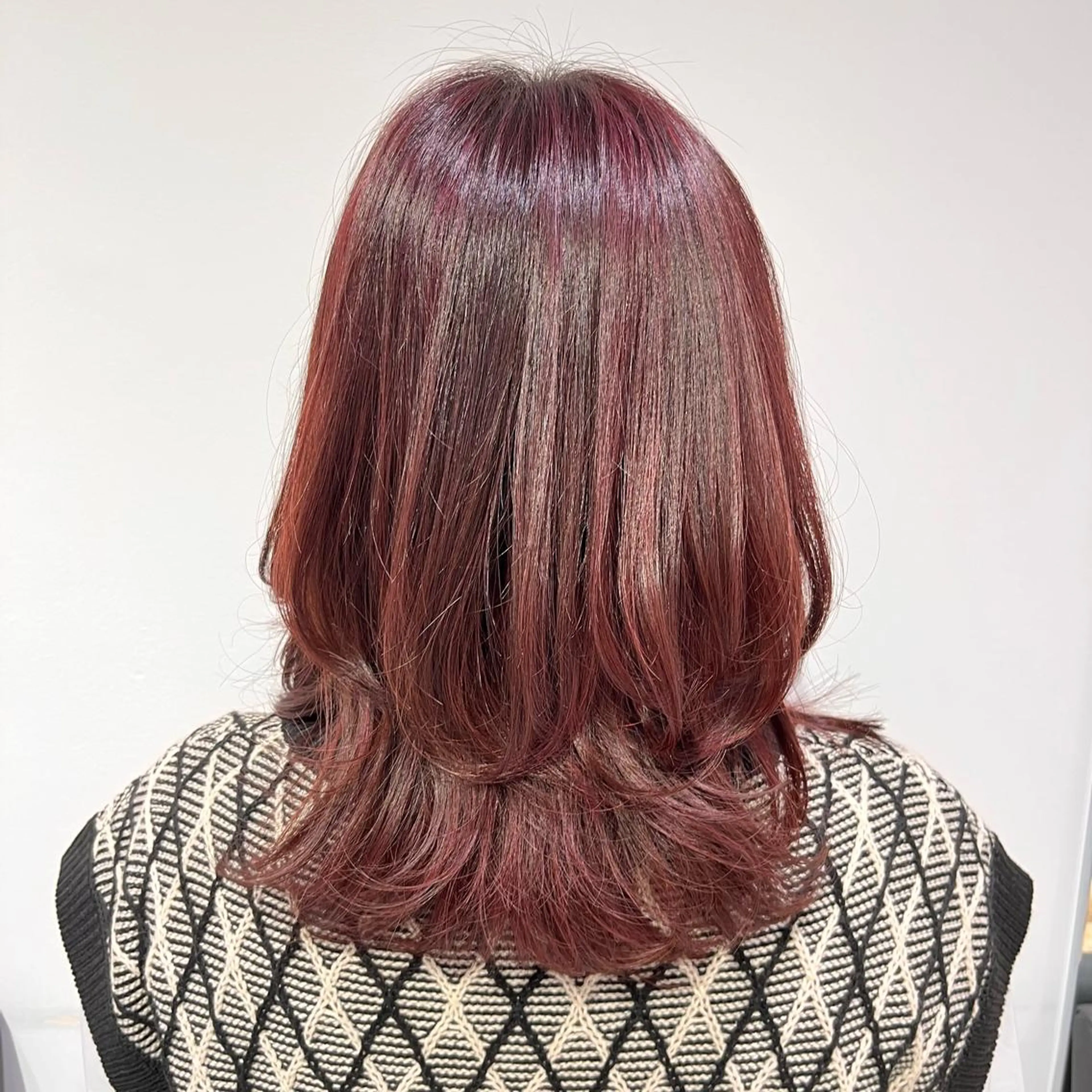 ミディアム カラー ハイライトカラー ハイライト カット ヘアカラー トリートメント メンズ縮毛矯正🦊ハ イトーン　RYOKAのヘアスタイル