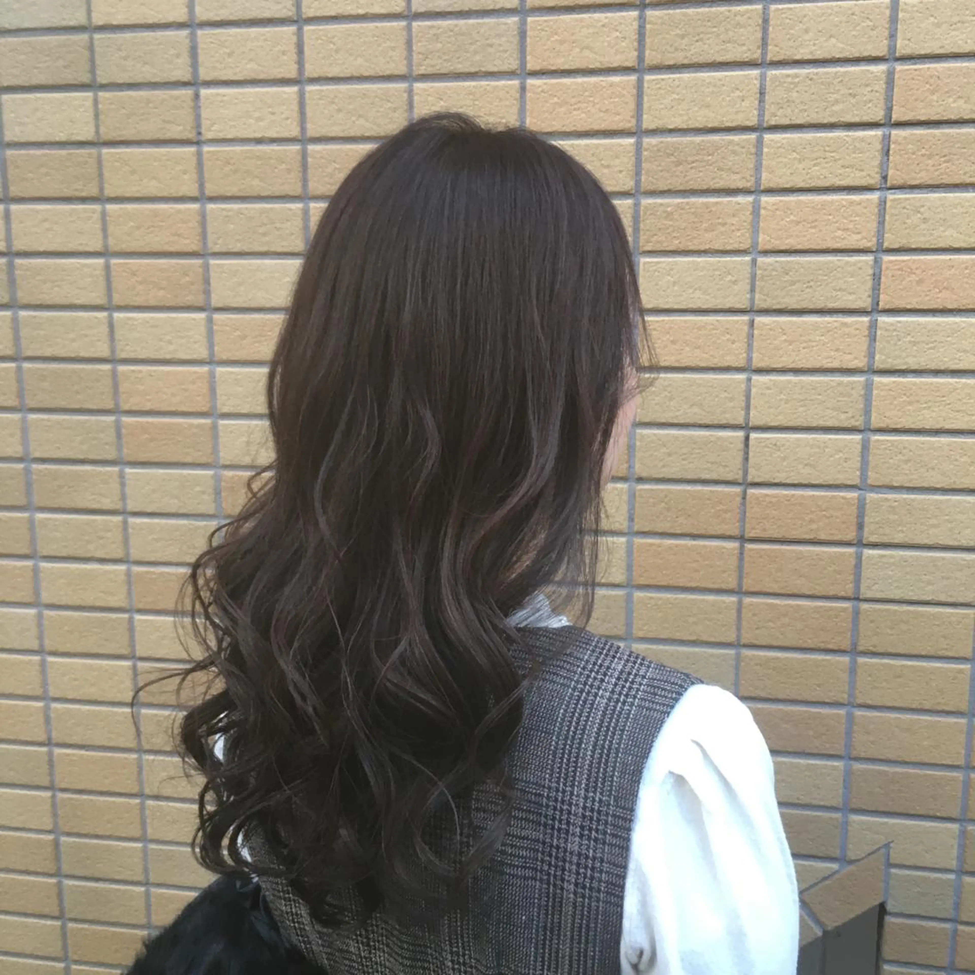 ロング カラー カット ヘアカラー しのはら まどかのヘアスタイル