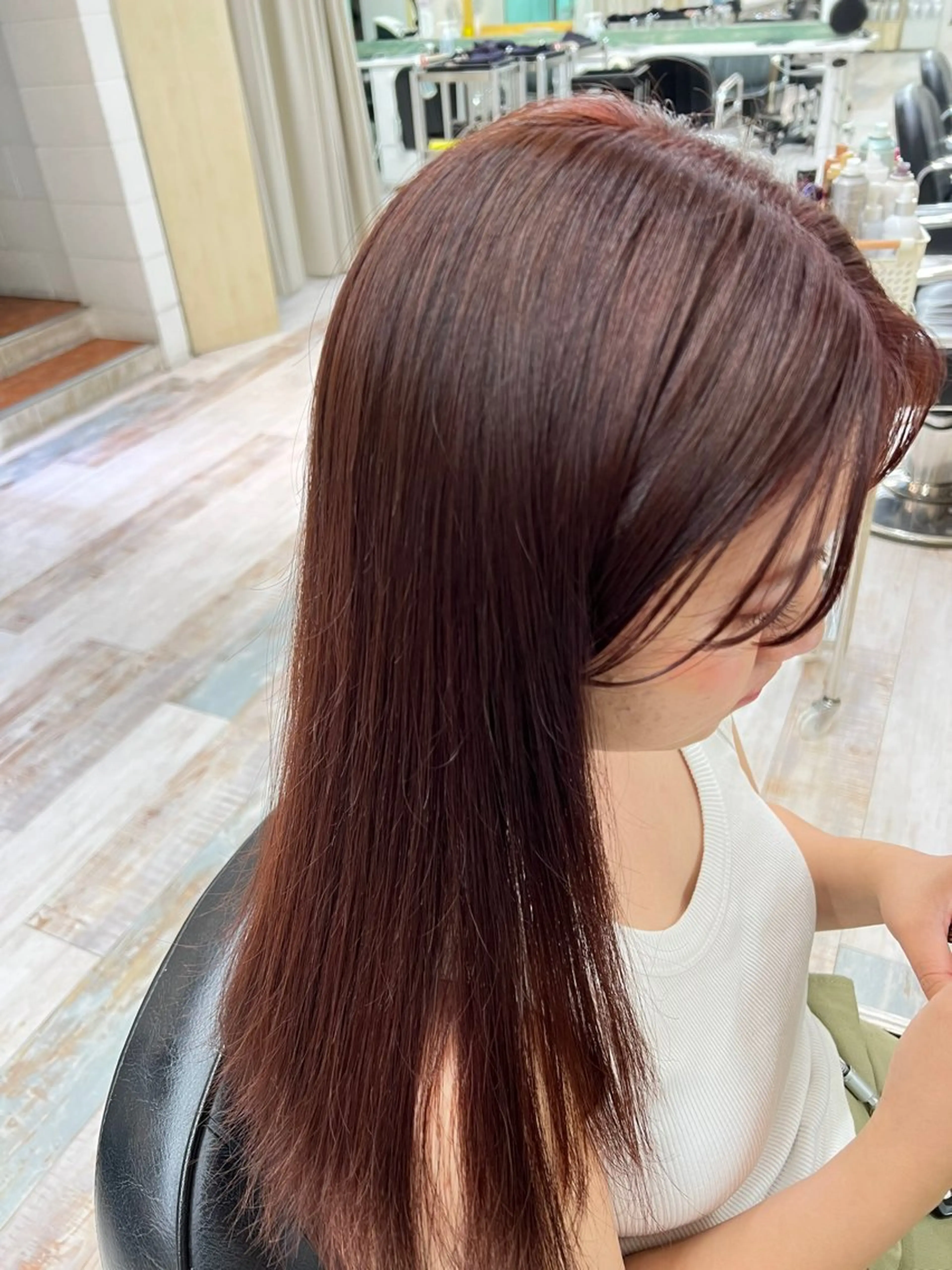 カラー 知念 夢華のヘアスタイル