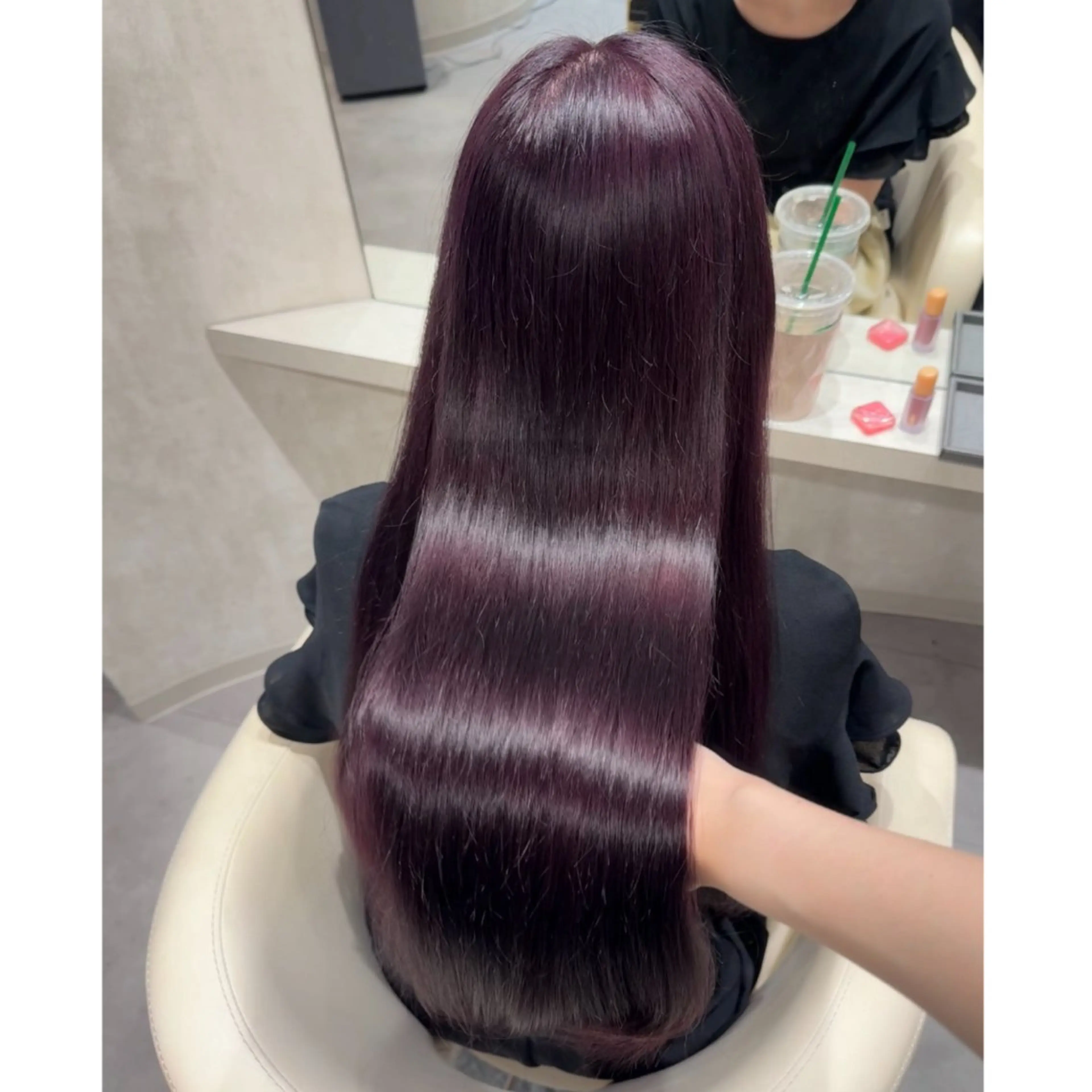 ロング カラー ヘアカラー LOTTA CUCCI所属・miyu /トレンド カラー×艶髪のヘアスタイル