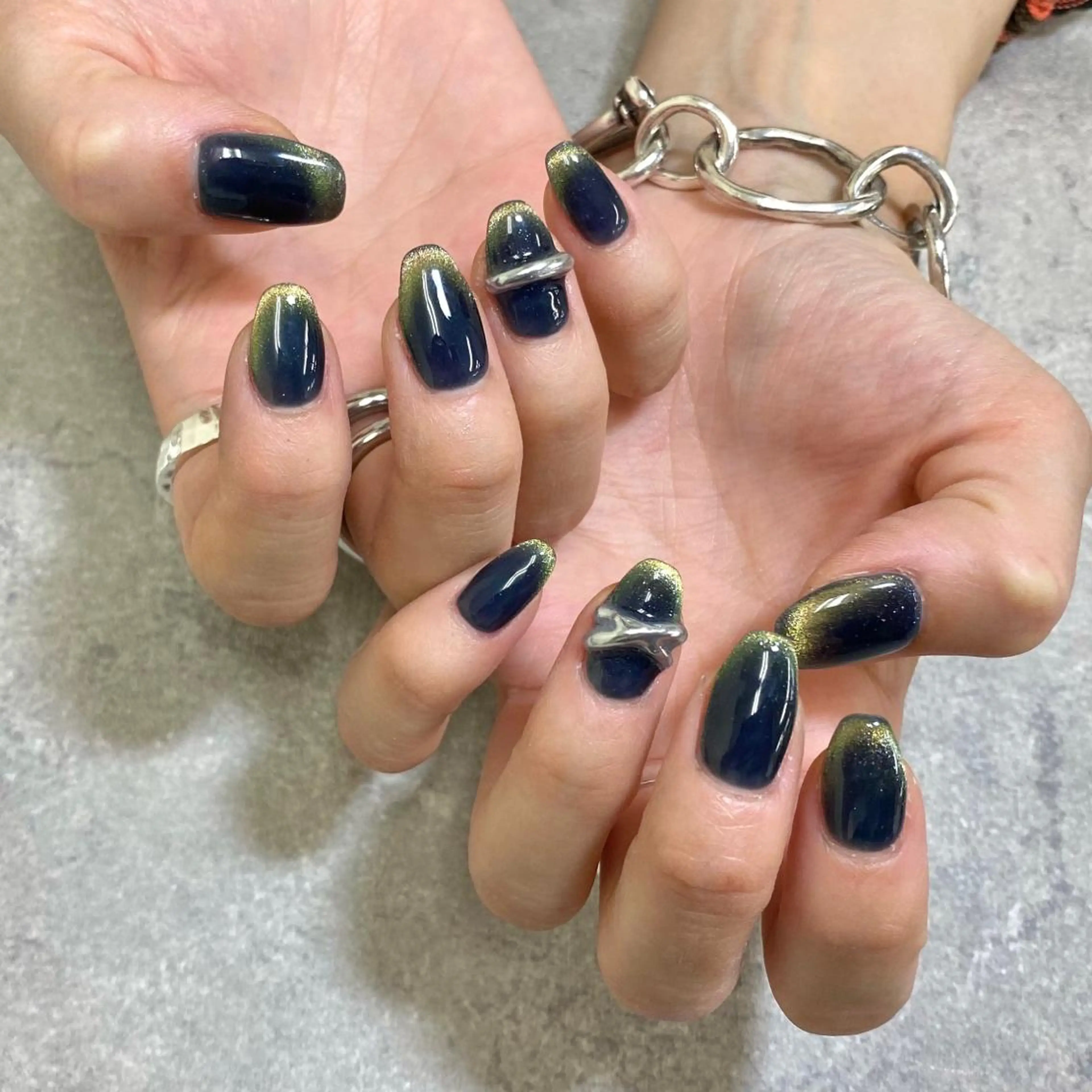 ネイル フレンチネイル マグネットネイル マグネットフレンチ NUMAZAWA KASUMIのネイルデザイン