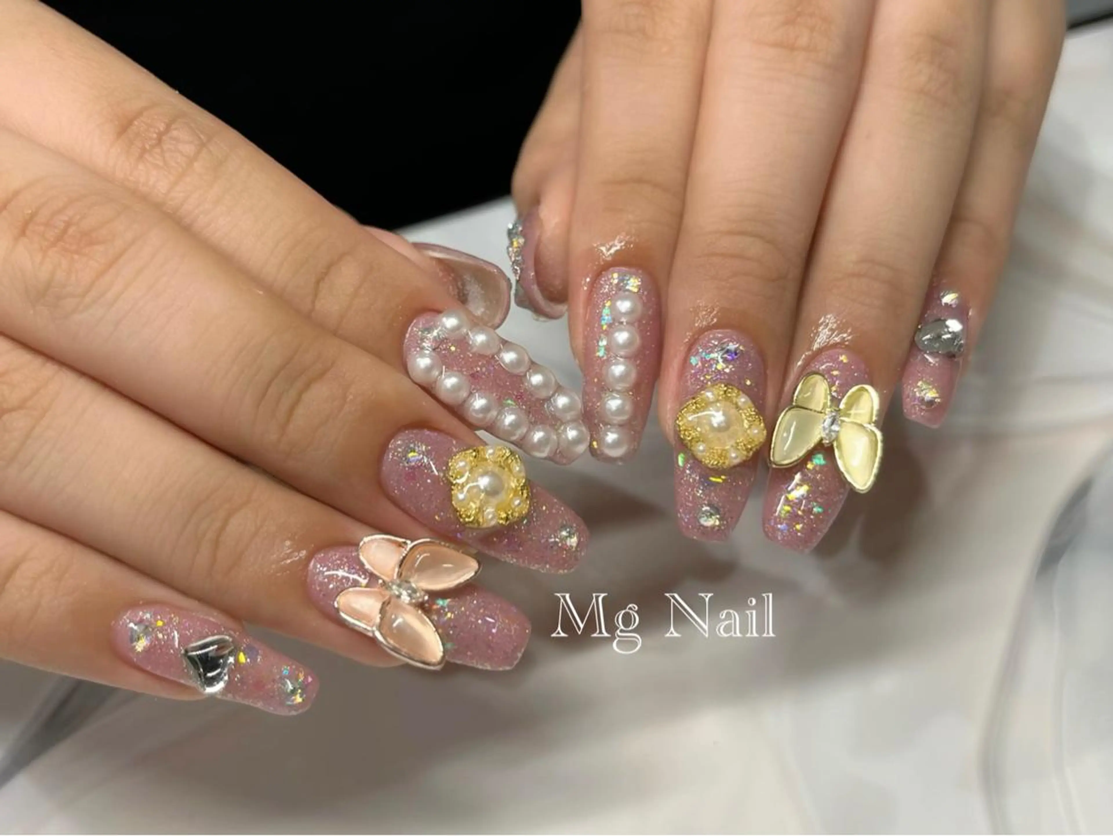 ネイル Mg Nail所属・Mg Nailのネイルデザイン