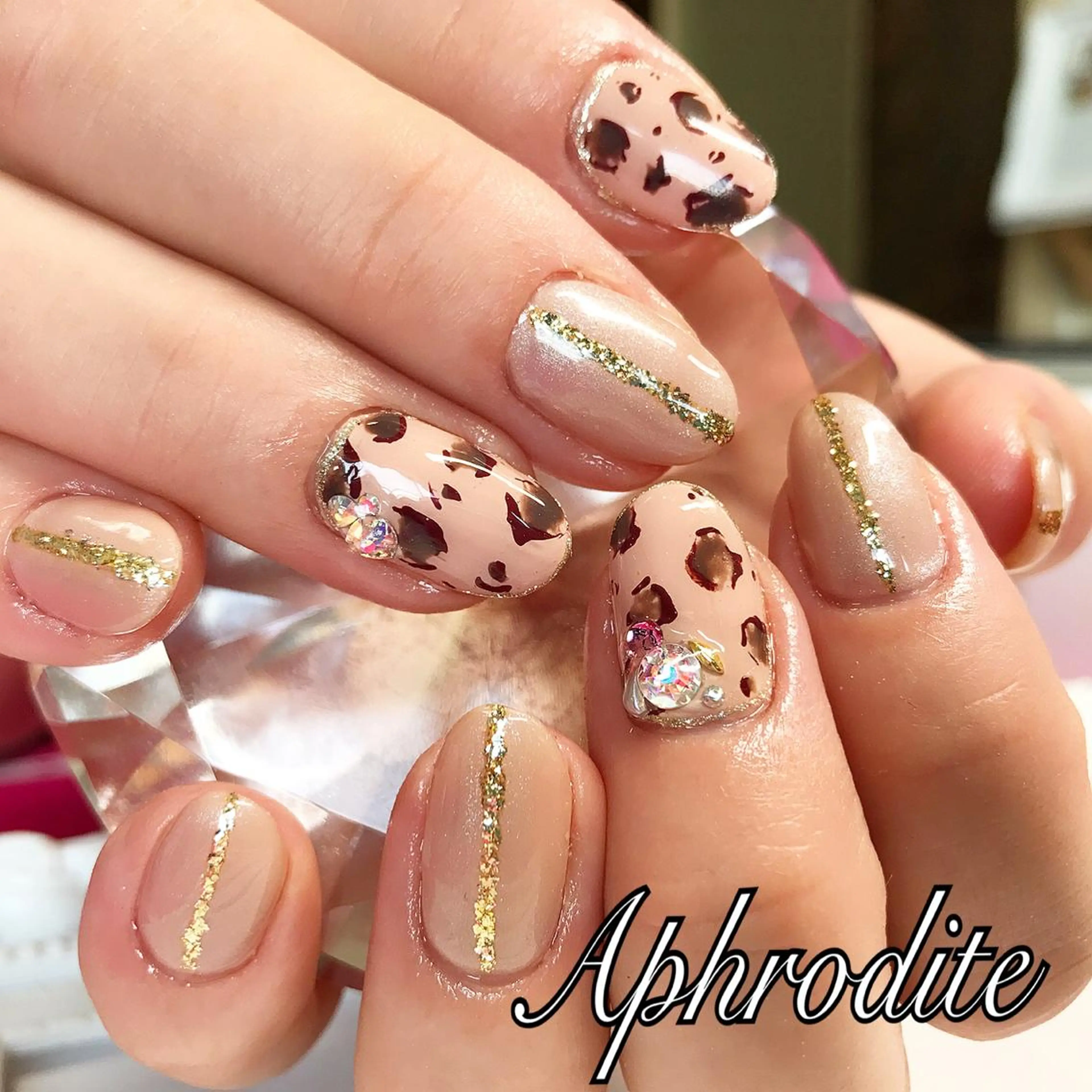 ネイル APHRODITE Nagisaのネイルデザイン