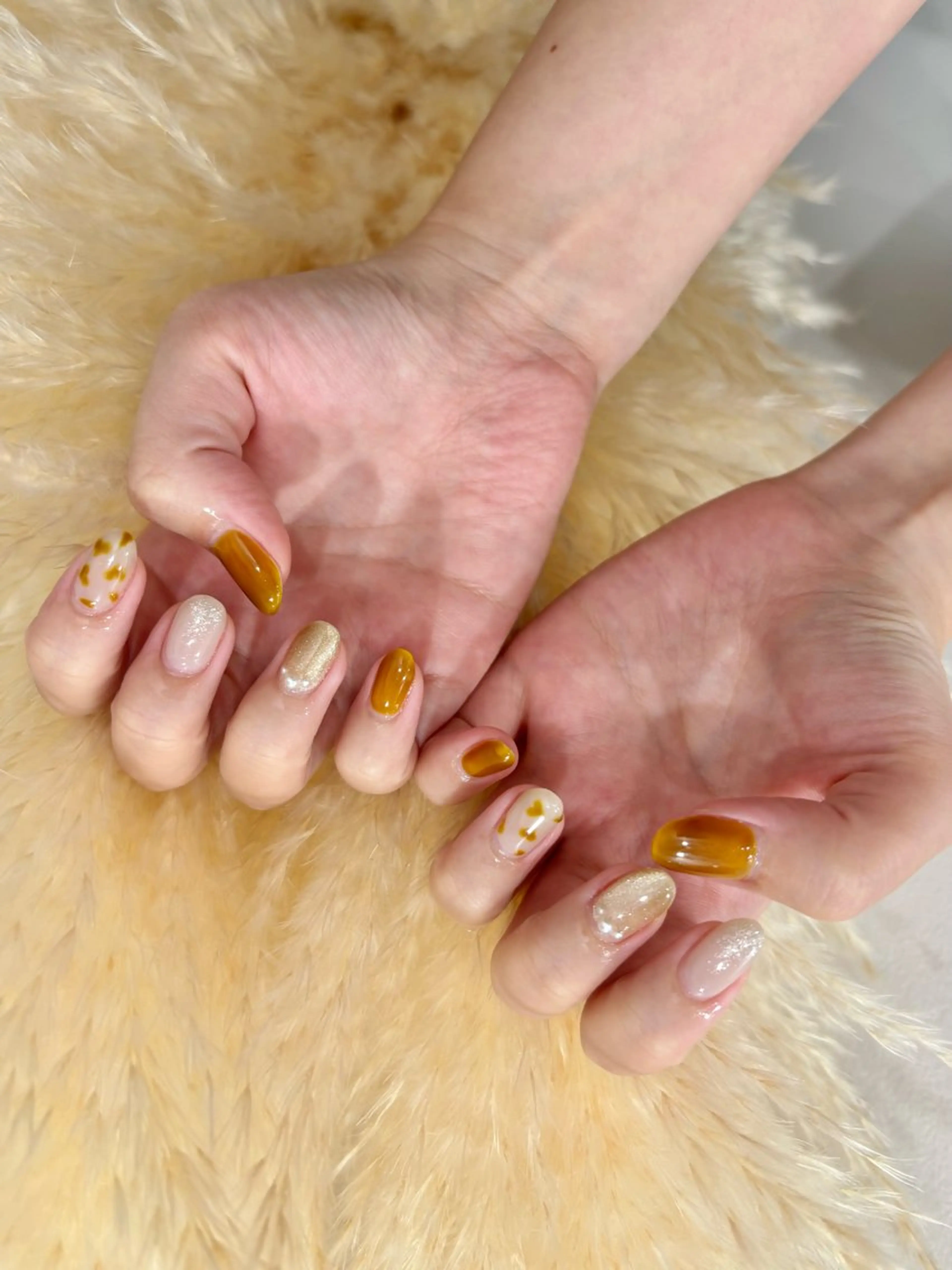 ショート 韓国風ヘア ハンドネイル Angie Nail所属・Angie Nail CHIYURIのネイルデザイン
