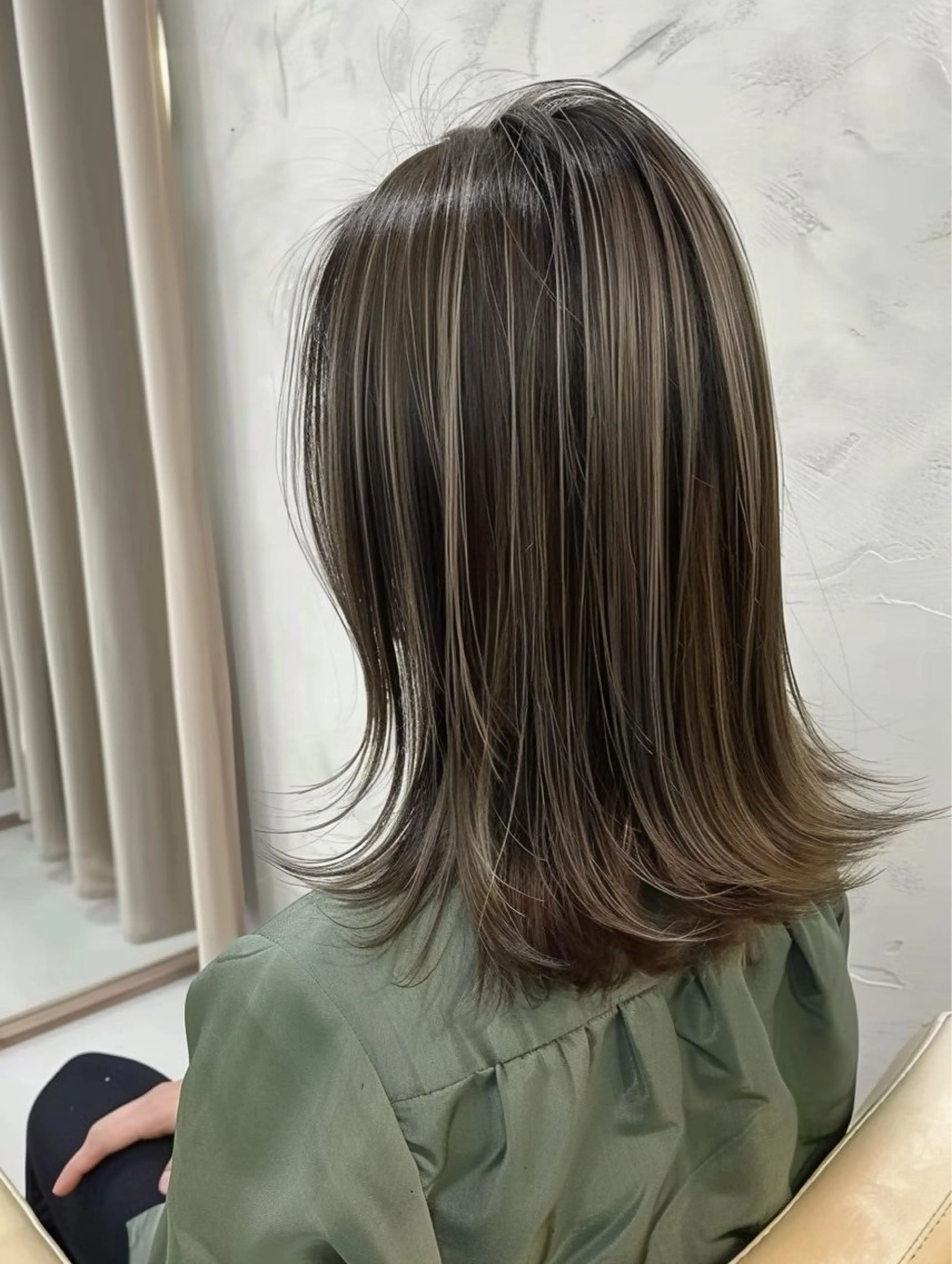 ミディアム NANAMI/海外風 レイヤー/ボブのヘアスタイル