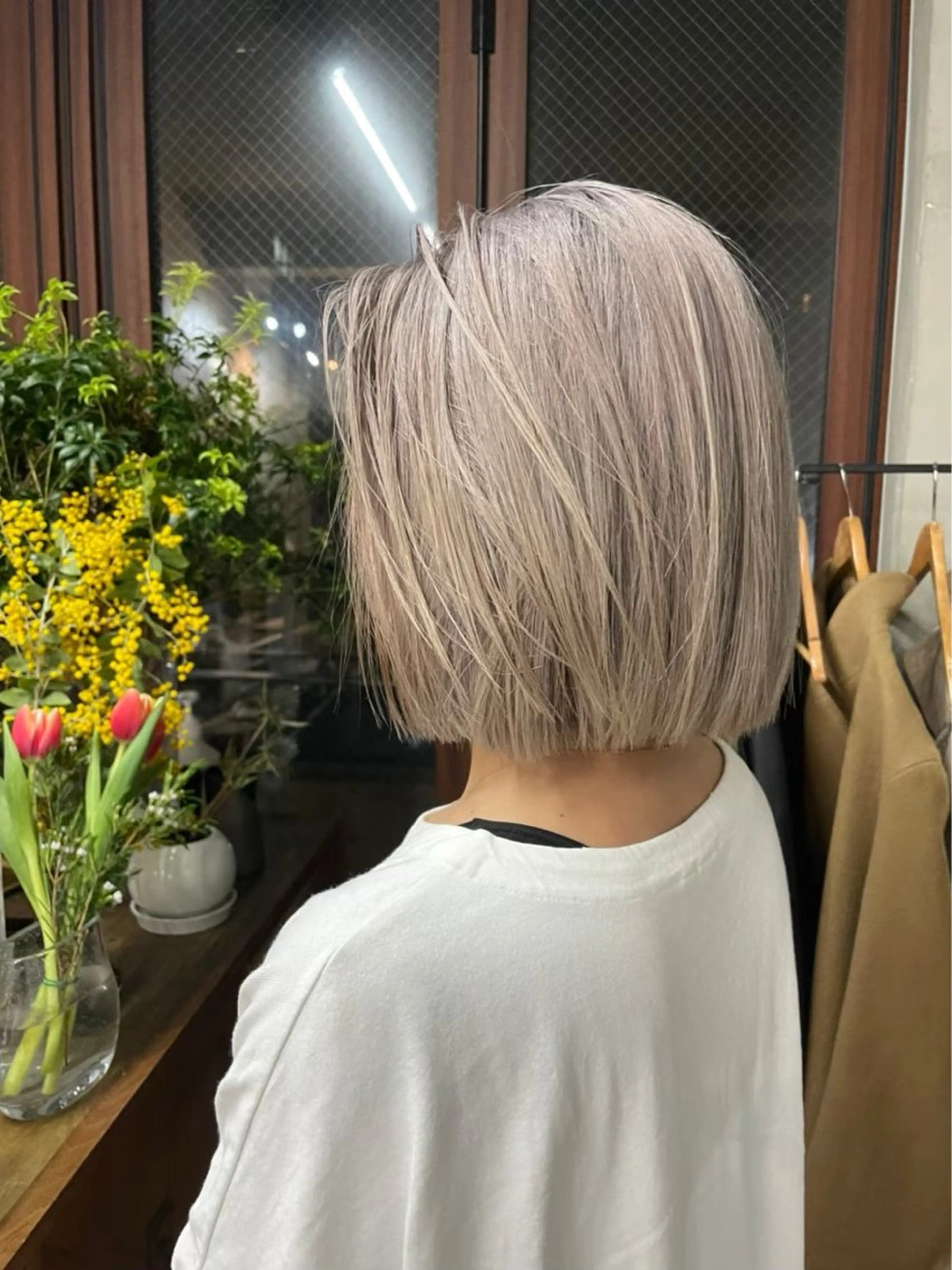 ショート カラー カット SALT WATER所属・南堀江ハイトーン ×カットMIKU🍒のヘアスタイル