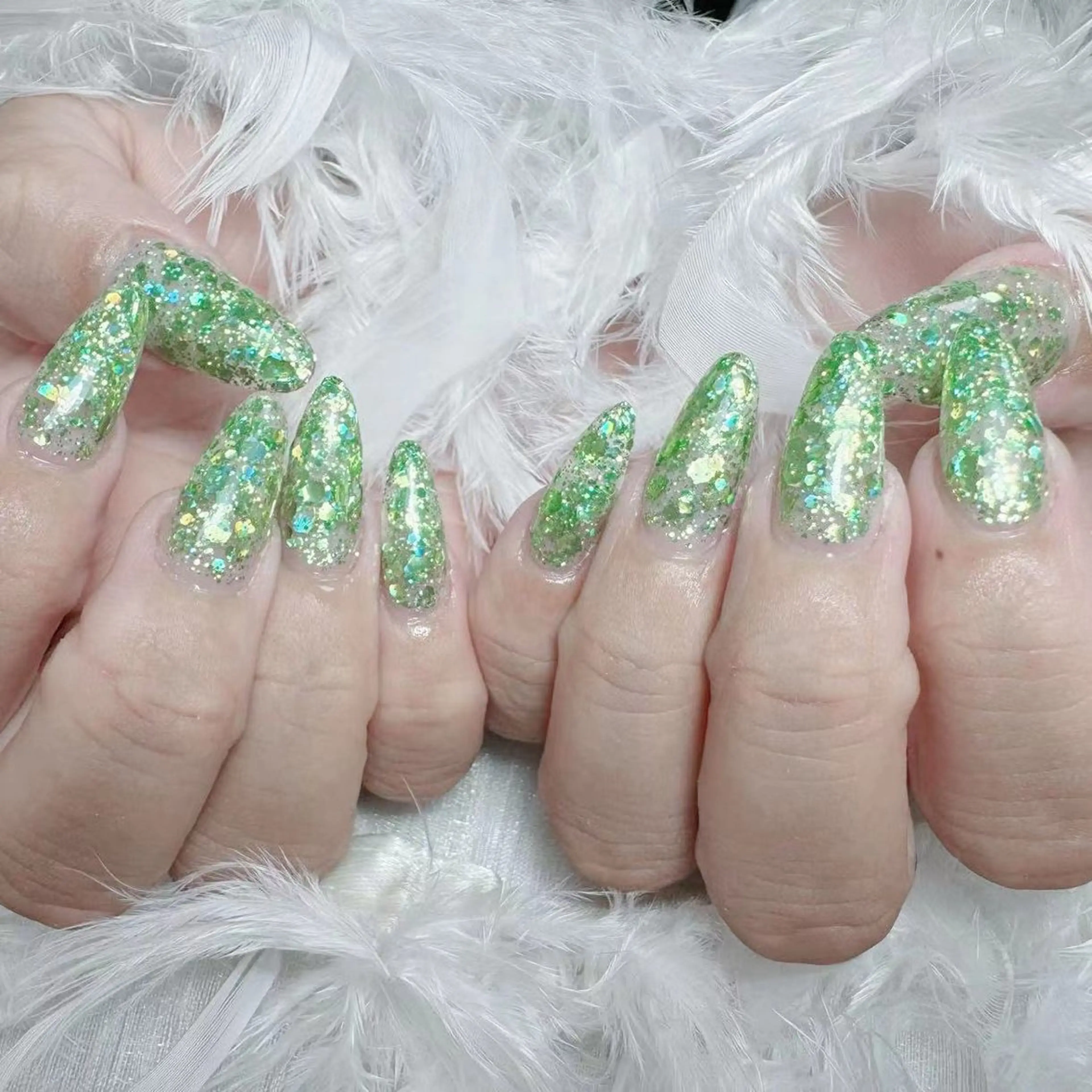 ネイル アートネイル オーロラネイル ガーリー キラキラネイル 韓国ネイル ハンドネイル Diamond NAIL✨のネイルデザイン