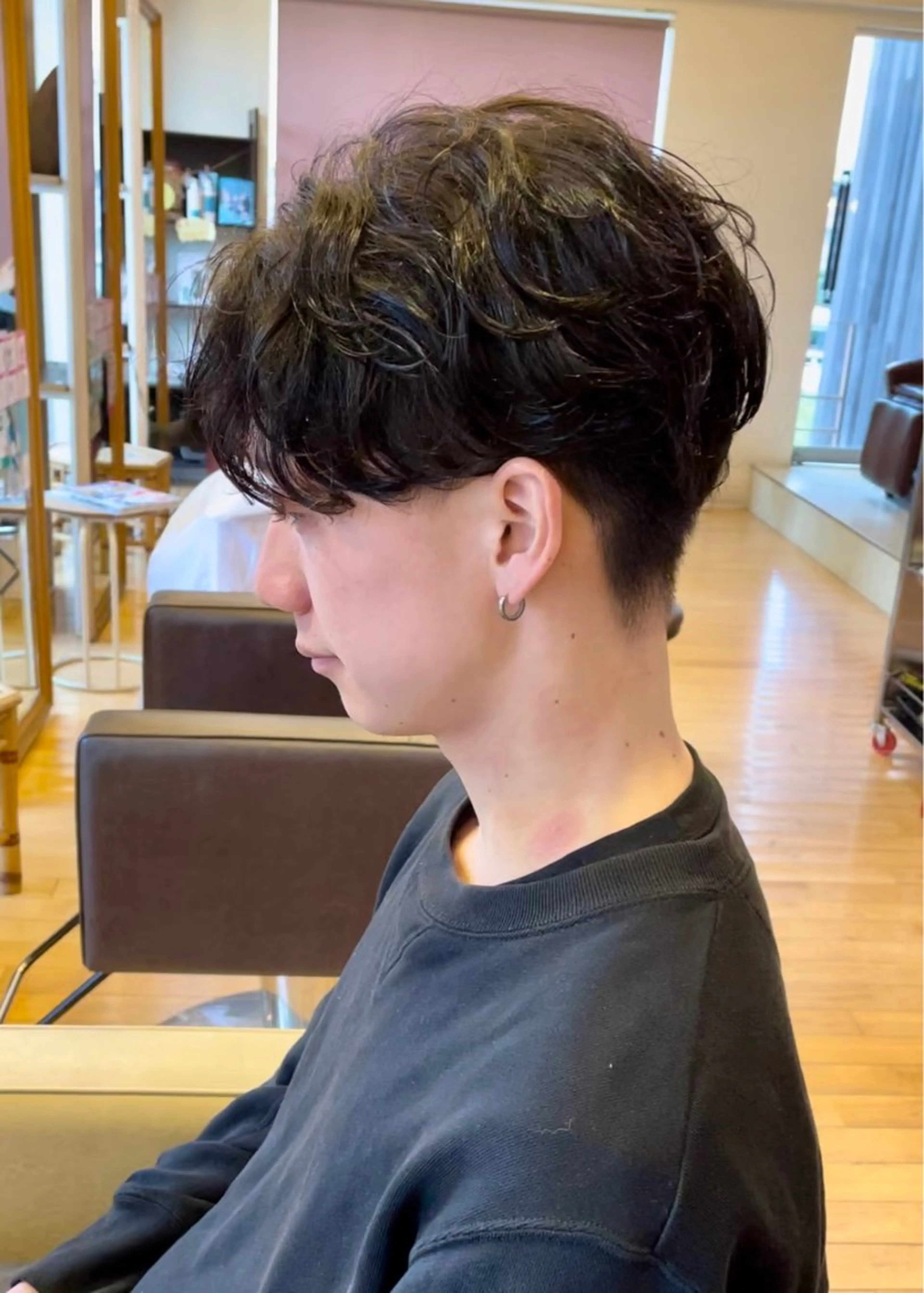 パーマ メンズ カット パーマ エアフローアンビシャン所属・村松 寛太のヘアスタイル