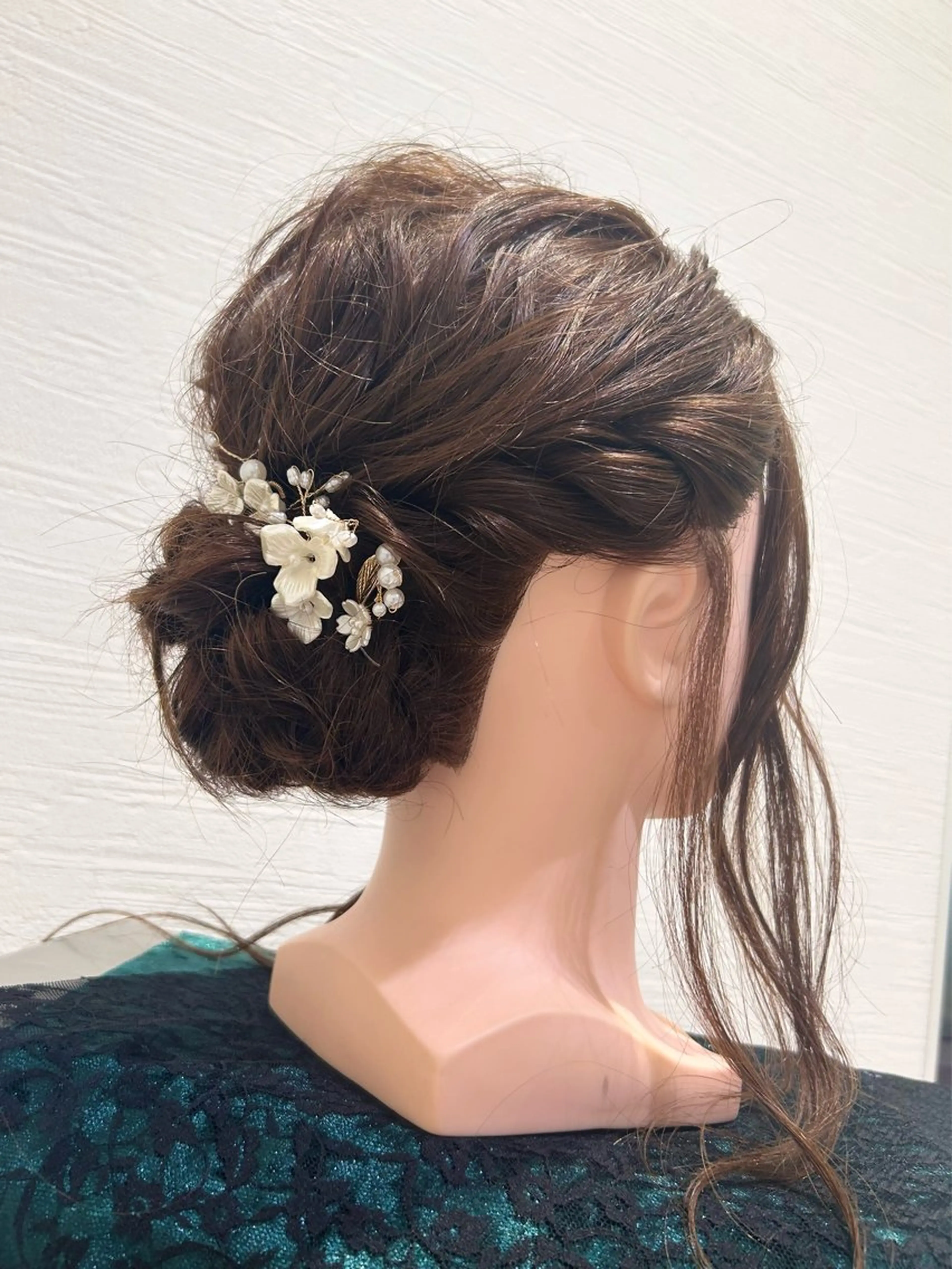 セミロング ヘアアレンジ ヘアセット はるか/ブリーチカラ ー/ヘアアレンジ🤍のヘアスタイル