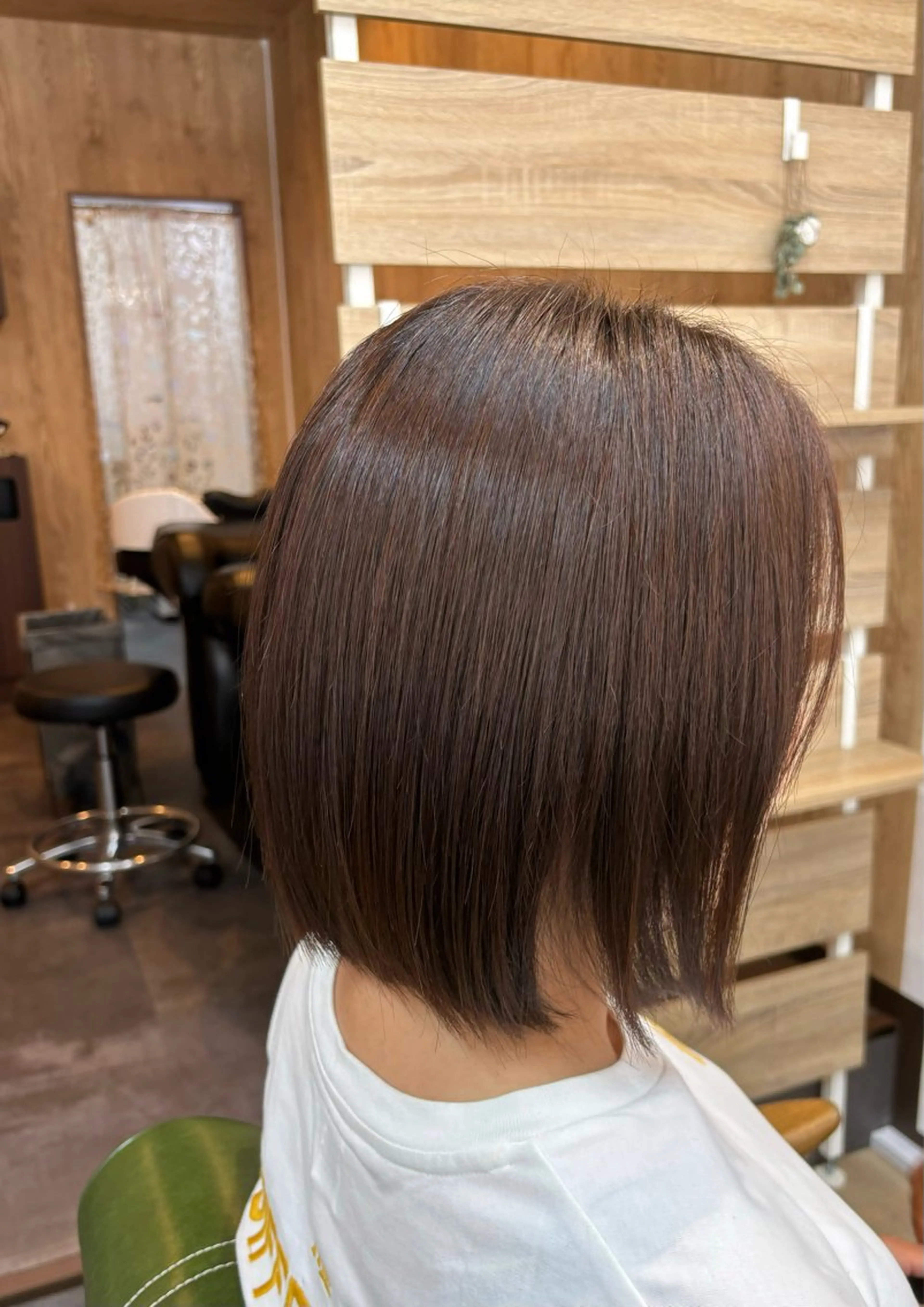 ショート カラー ヘアカラー 柴田 優奈のヘアスタイル