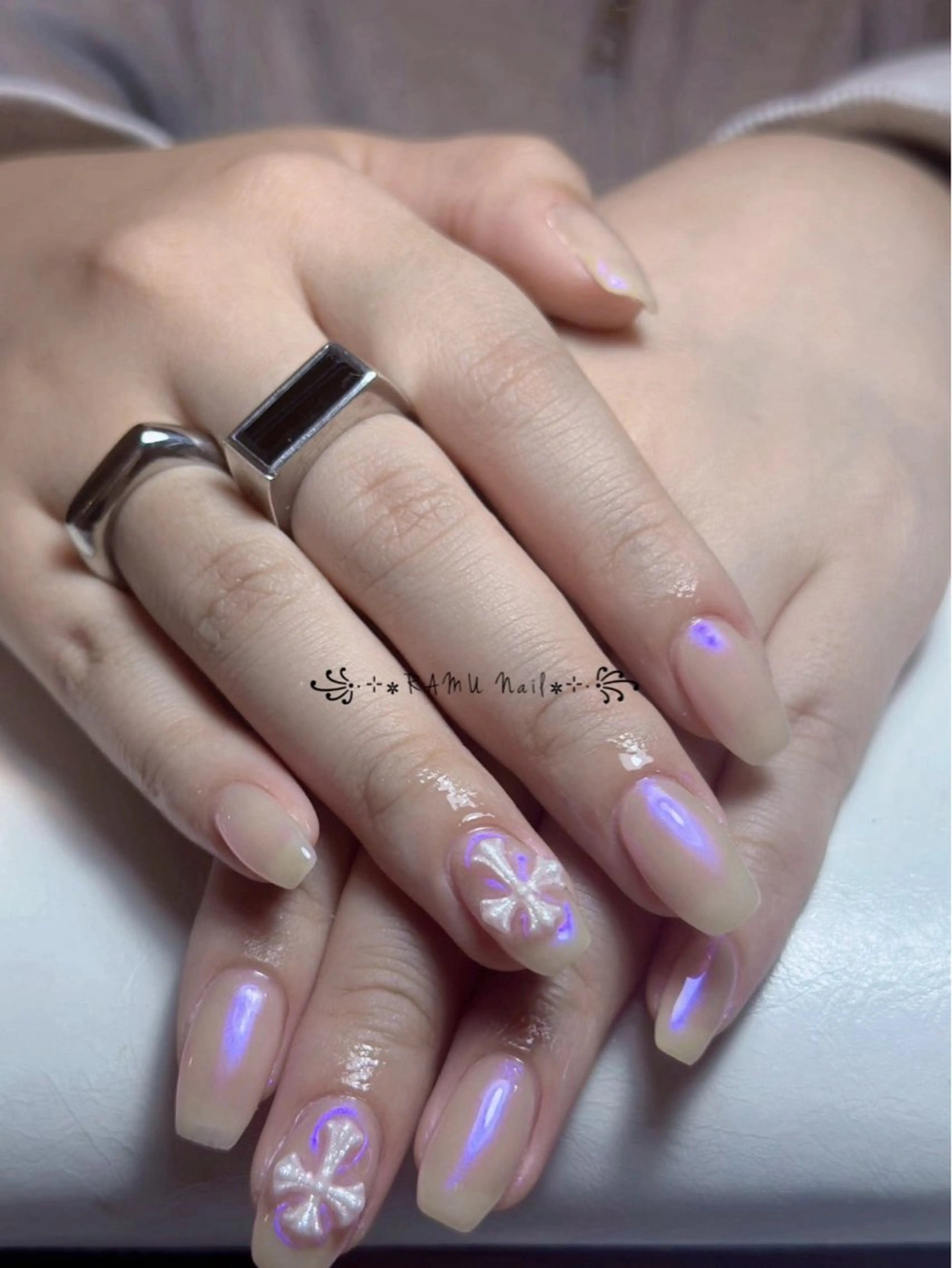 ネイル キラキラネイル マグネットネイル ミラーネイル ピンク 春ネイル ハンドネイル RAMU Nail 恵比寿店のネイルデザイン