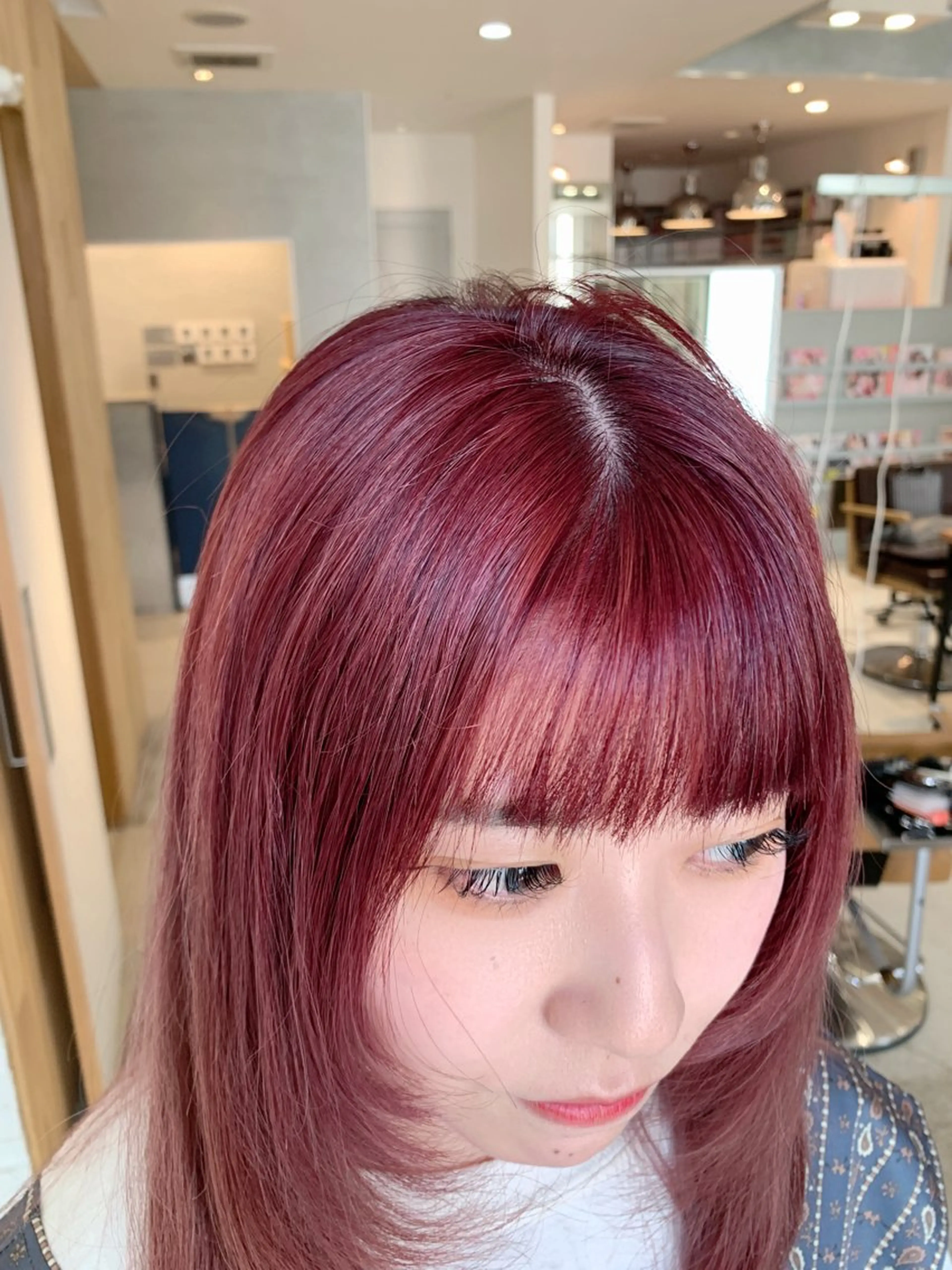 ミディアム カラー ヘアアレンジ ダブルカラー ハイトーンカラー ピンクカラー ピンクパープル パープルカラー カット ヘアカラー 🌈難波🌈ベージュ カラー【ヒロム】のヘアスタイル
