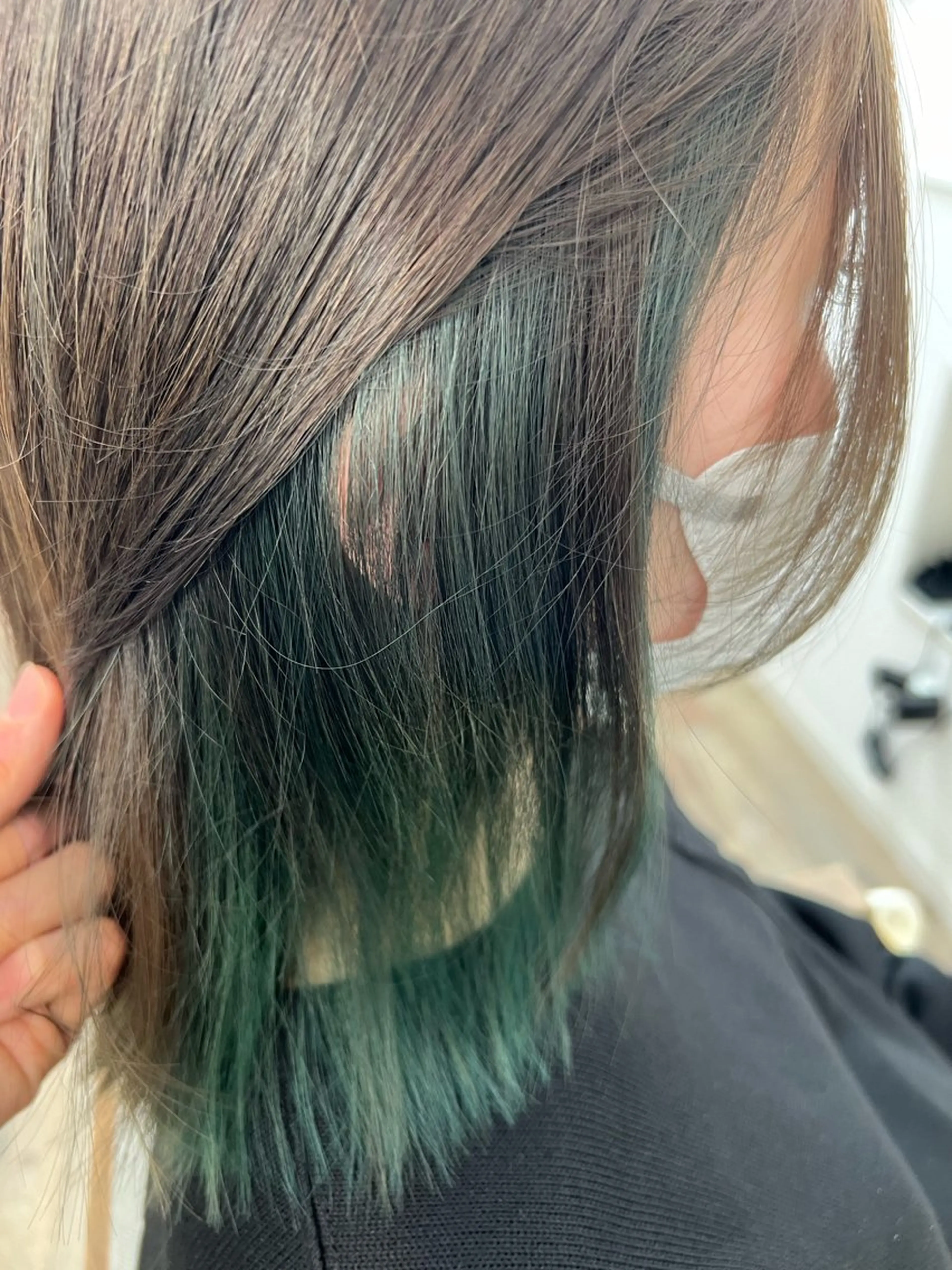 カラー ブリーチ インナーカラー 🎨 yuto✨のヘアスタイル