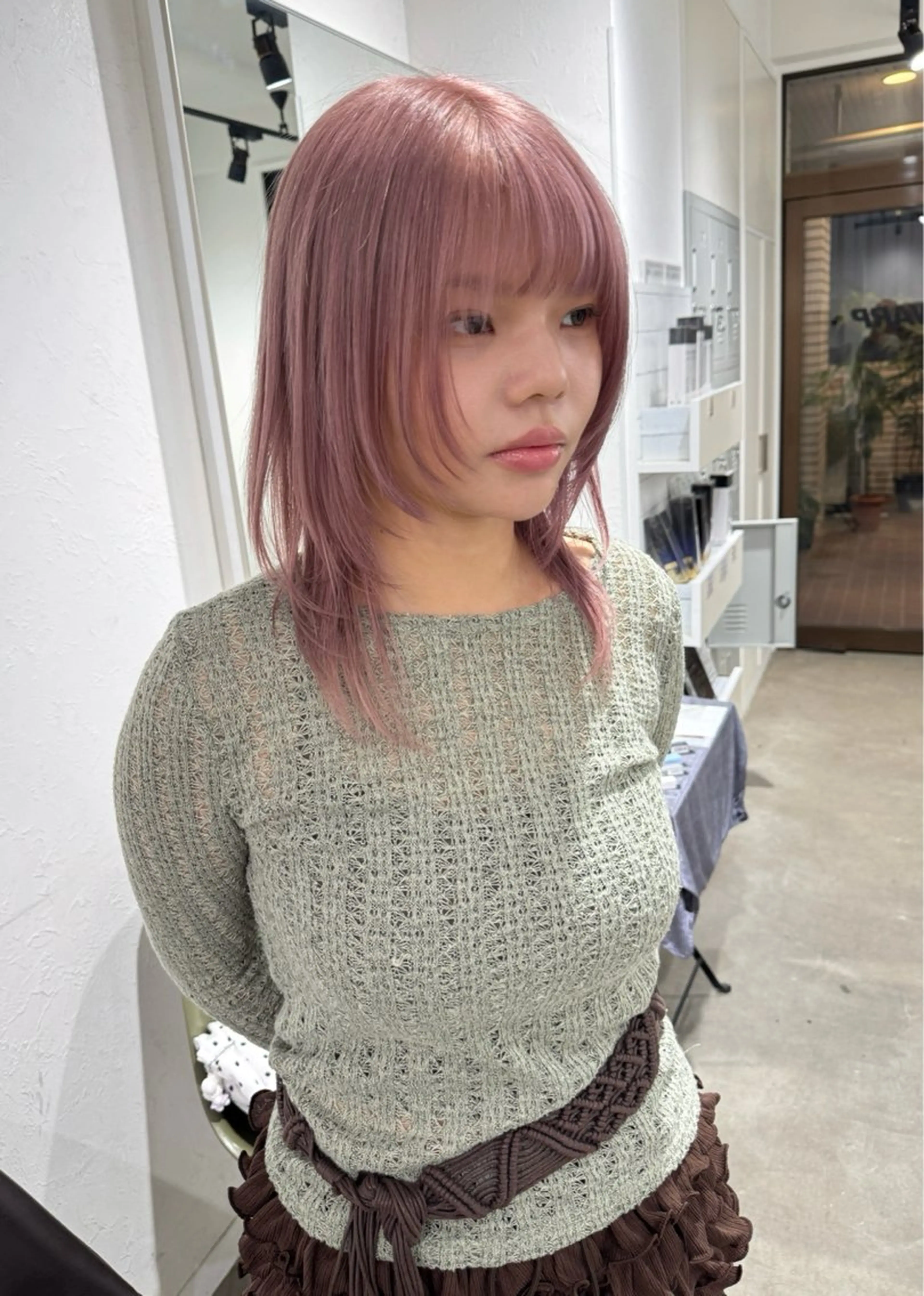 ミディアム ヘアカラー トリートメント ハイトーン/レイヤー /艶カラー🎀のヘアスタイル