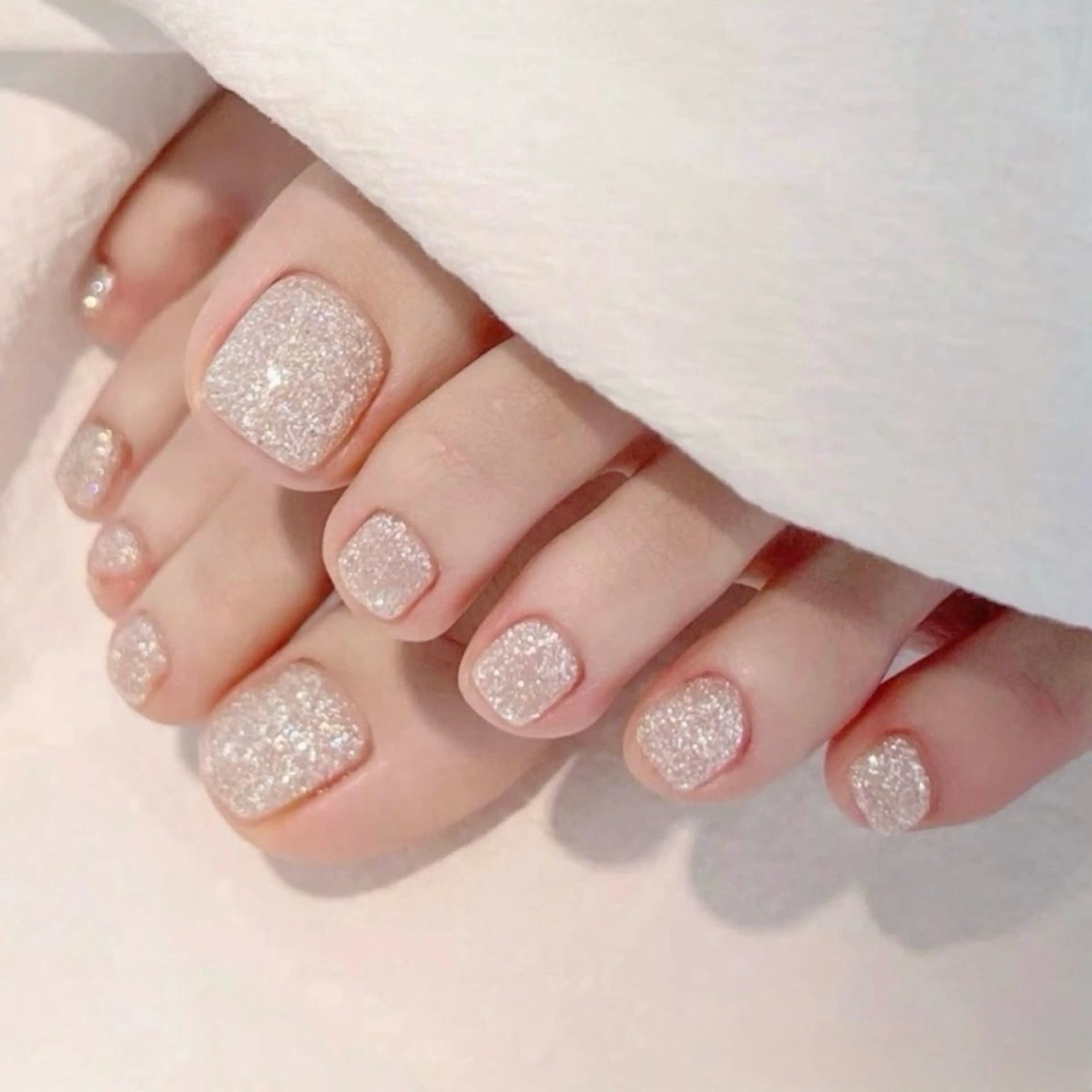 ネイル 長さ出し フレンチネイル グラデーション 卒業式 マグネットネイル フットネイル MIHANA NAILのネイルデザイン