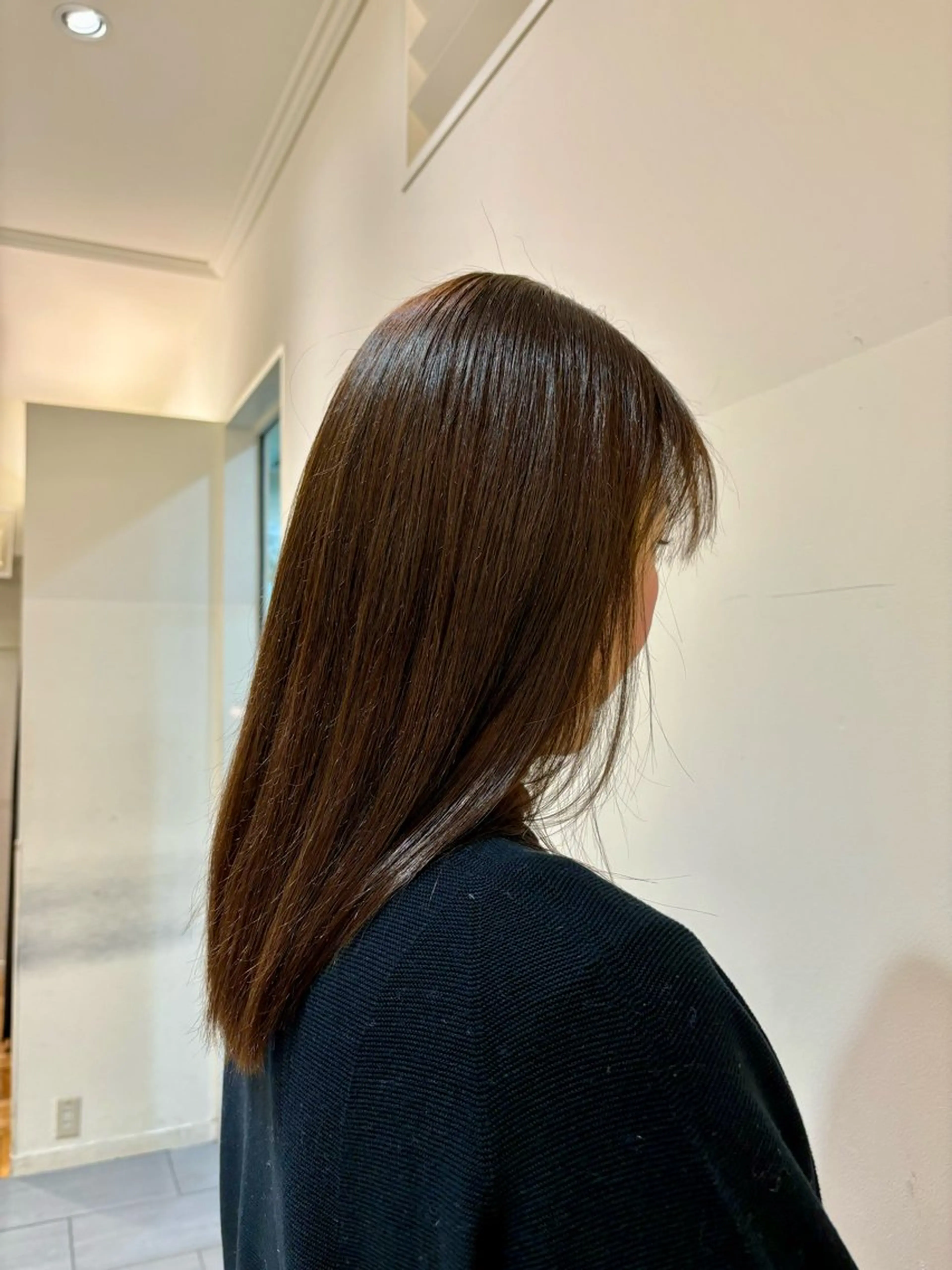 セミロング カット ヘアカラー Hairs Gallery所属・透明感カラー✨南 津麦のヘアスタイル