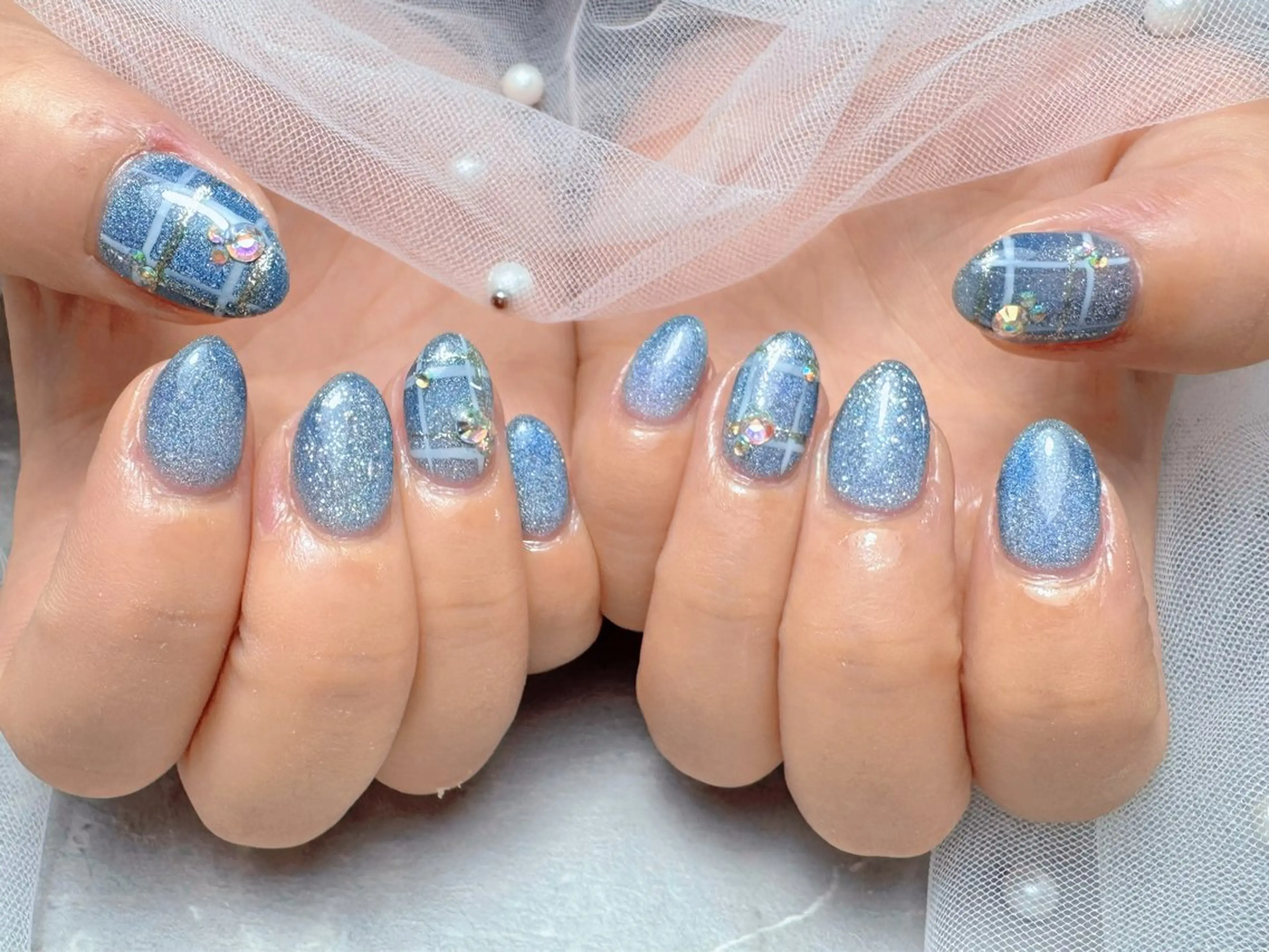 ネイル ハンドネイル マジックミラー所属・マジック ミラーのネイルデザイン