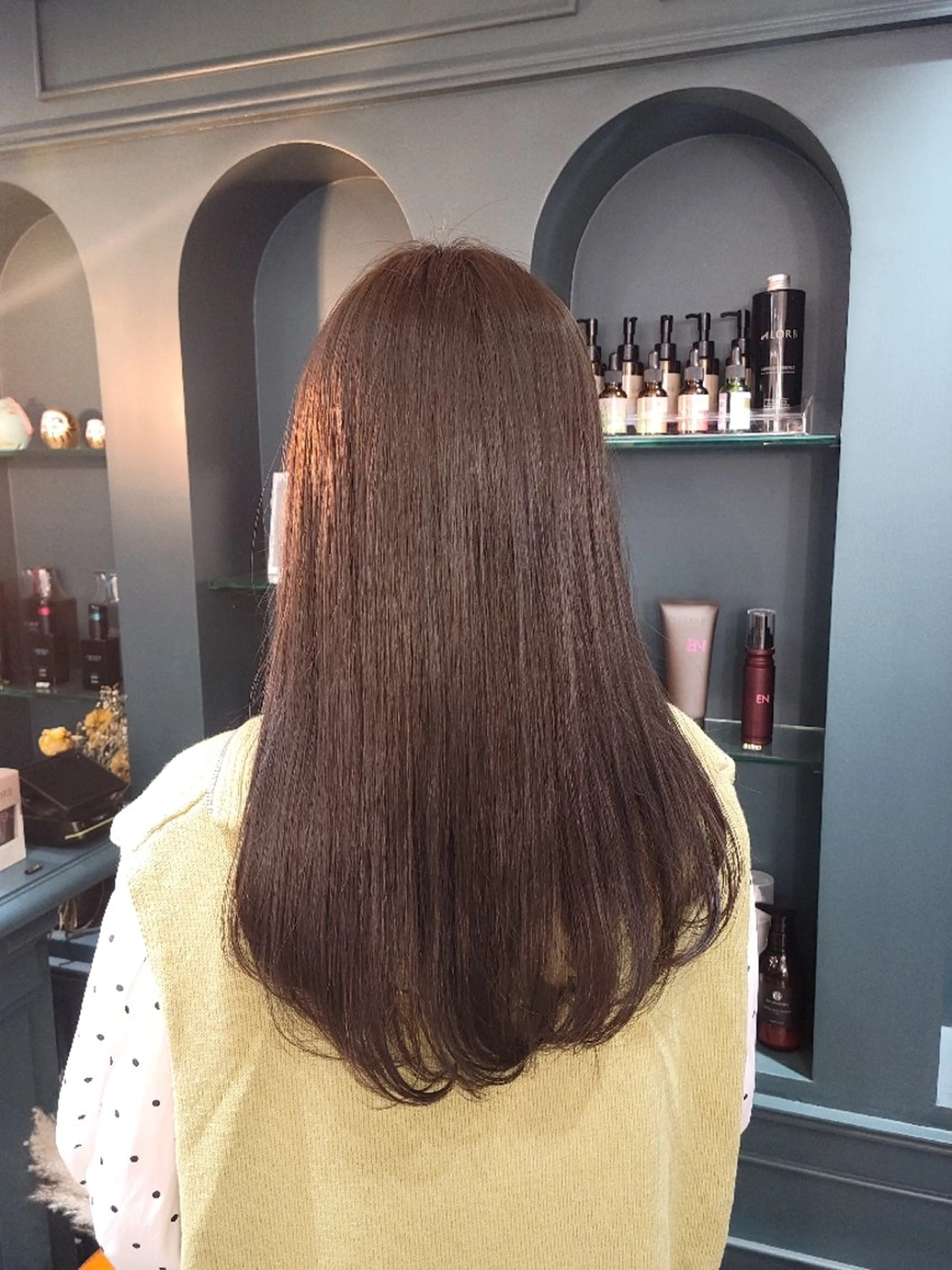 セミロング カラー グレージュ オリーブグレージュ オリーブグレー ヘアカラー momo 🌷のヘアスタイル