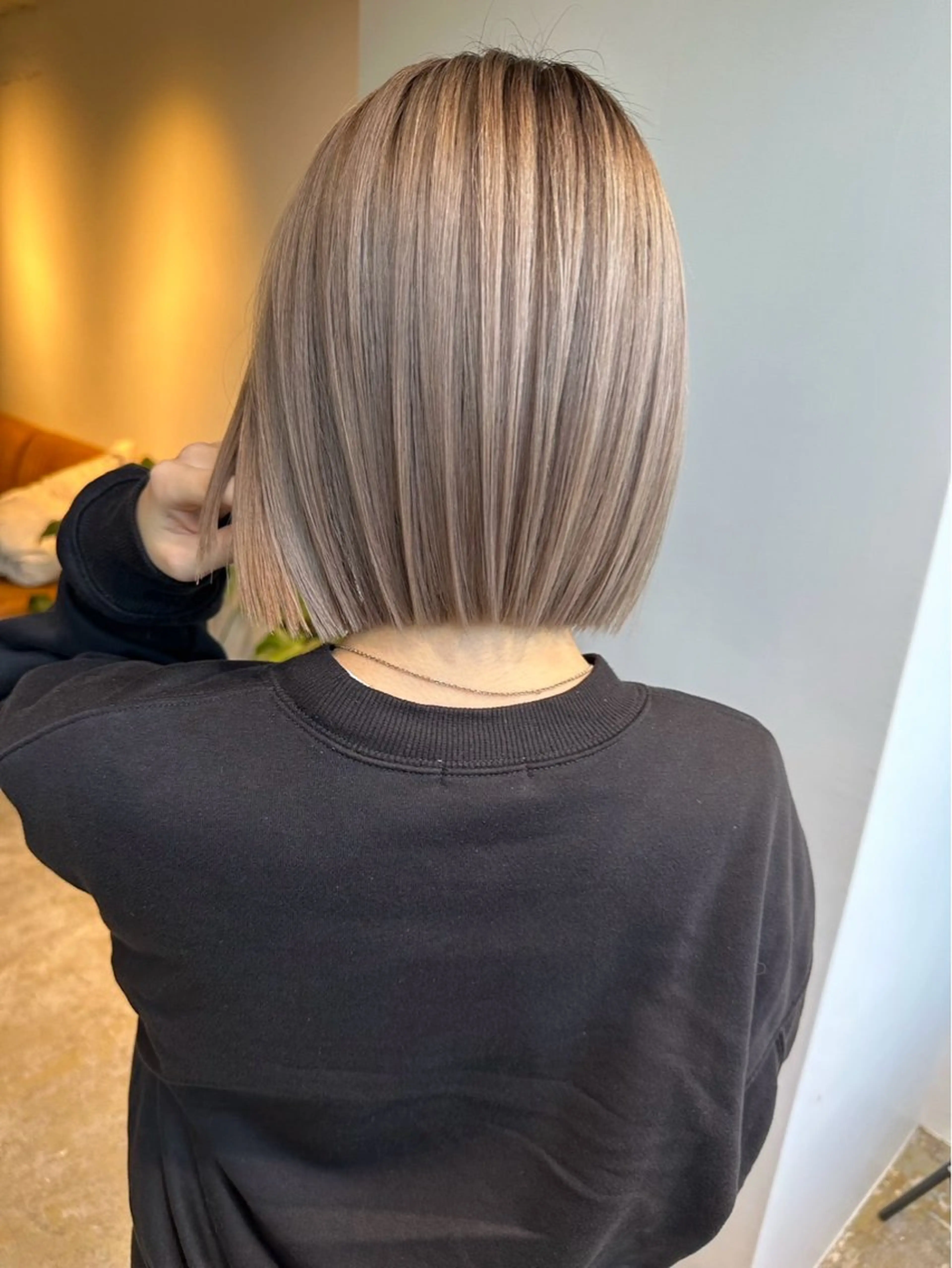ショート 心斎橋/海外レイヤー 募集中三好玲奈のヘアスタイル