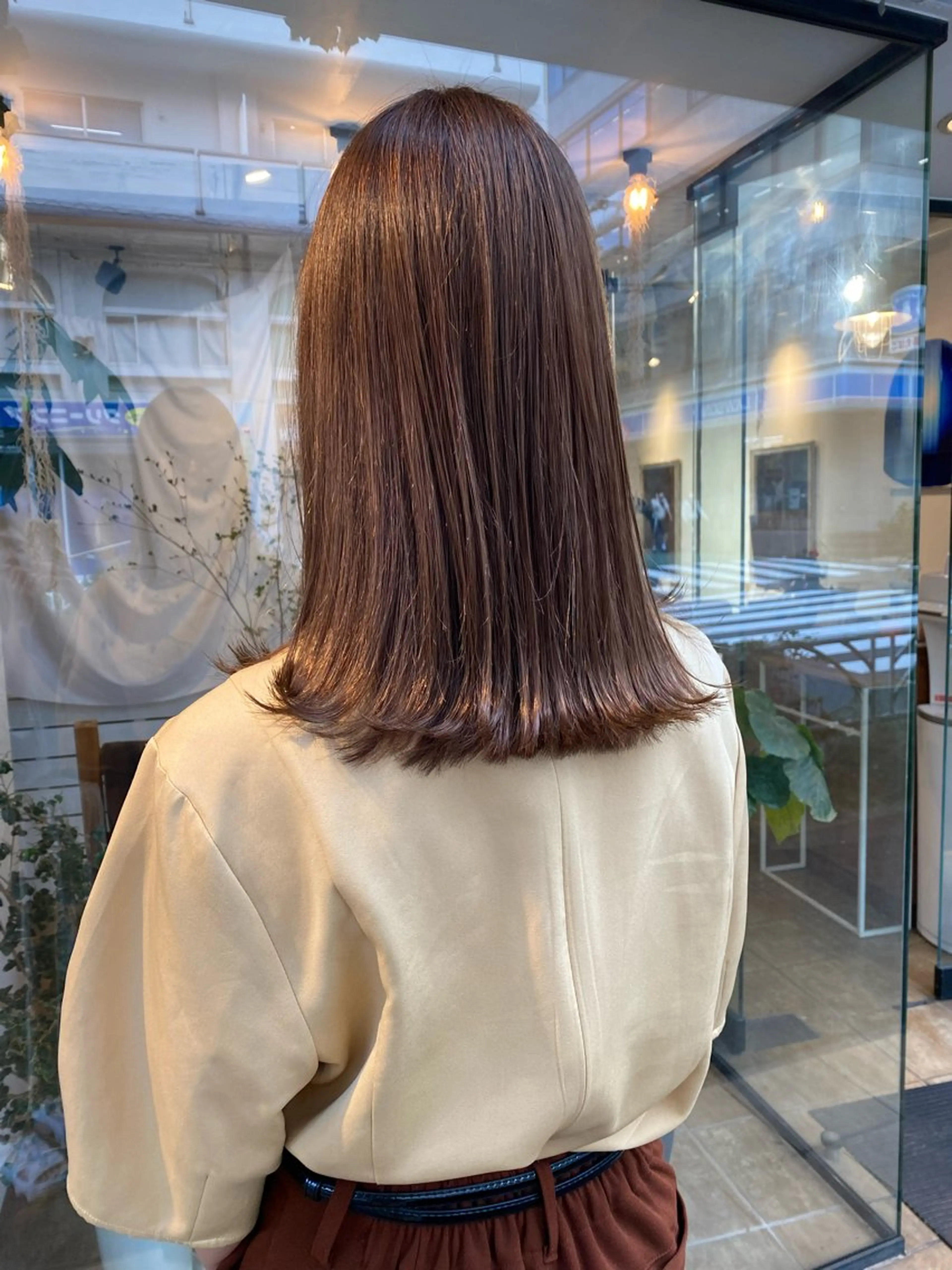 ミディアム カラー Joule銀座 石山あやのヘアスタイル