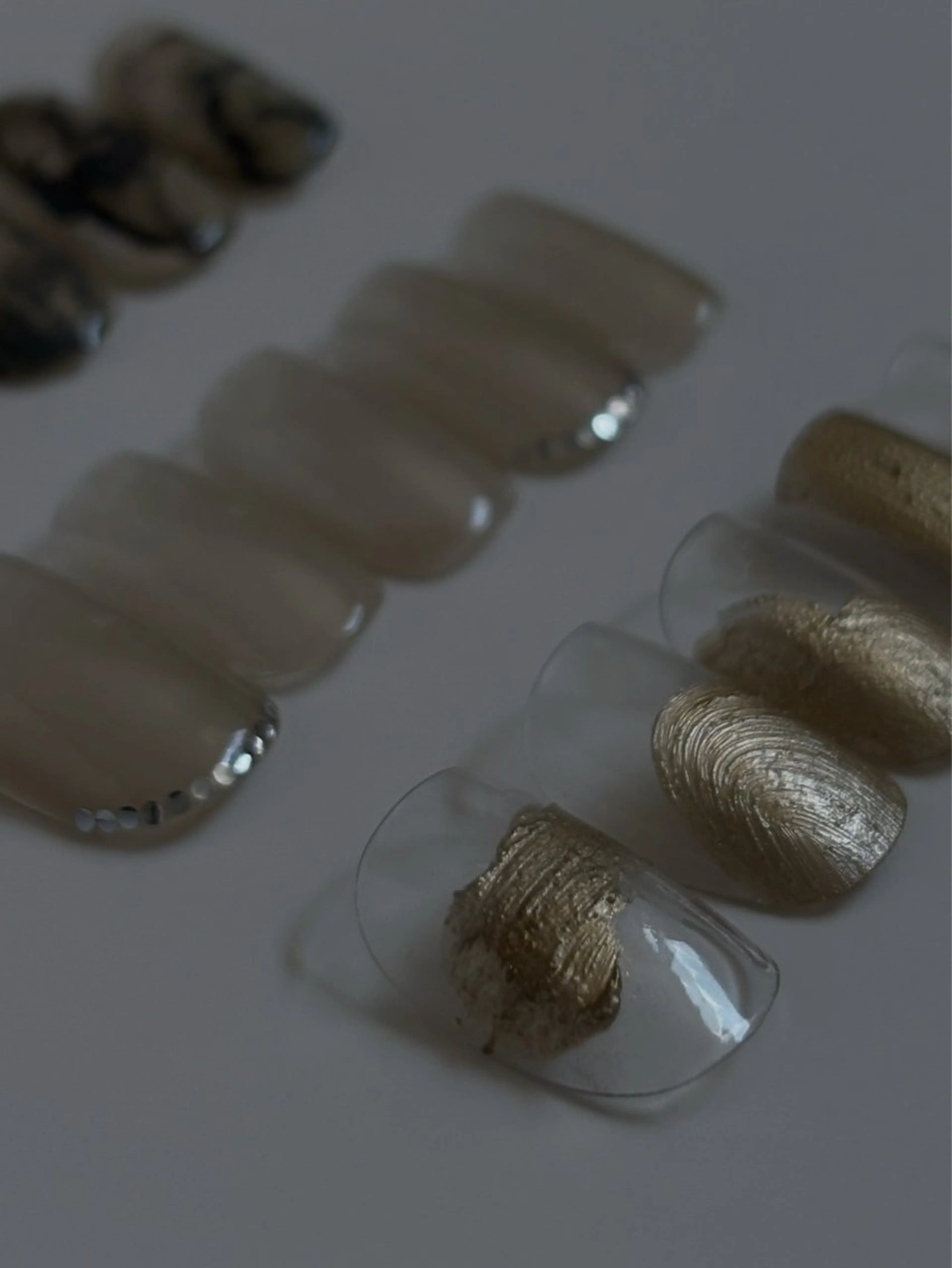 ネイル アートネイル オーロラネイル フットネイル フレンチネイル ジェルネイル ハンドネイル moe ⠀のネイルデザイン