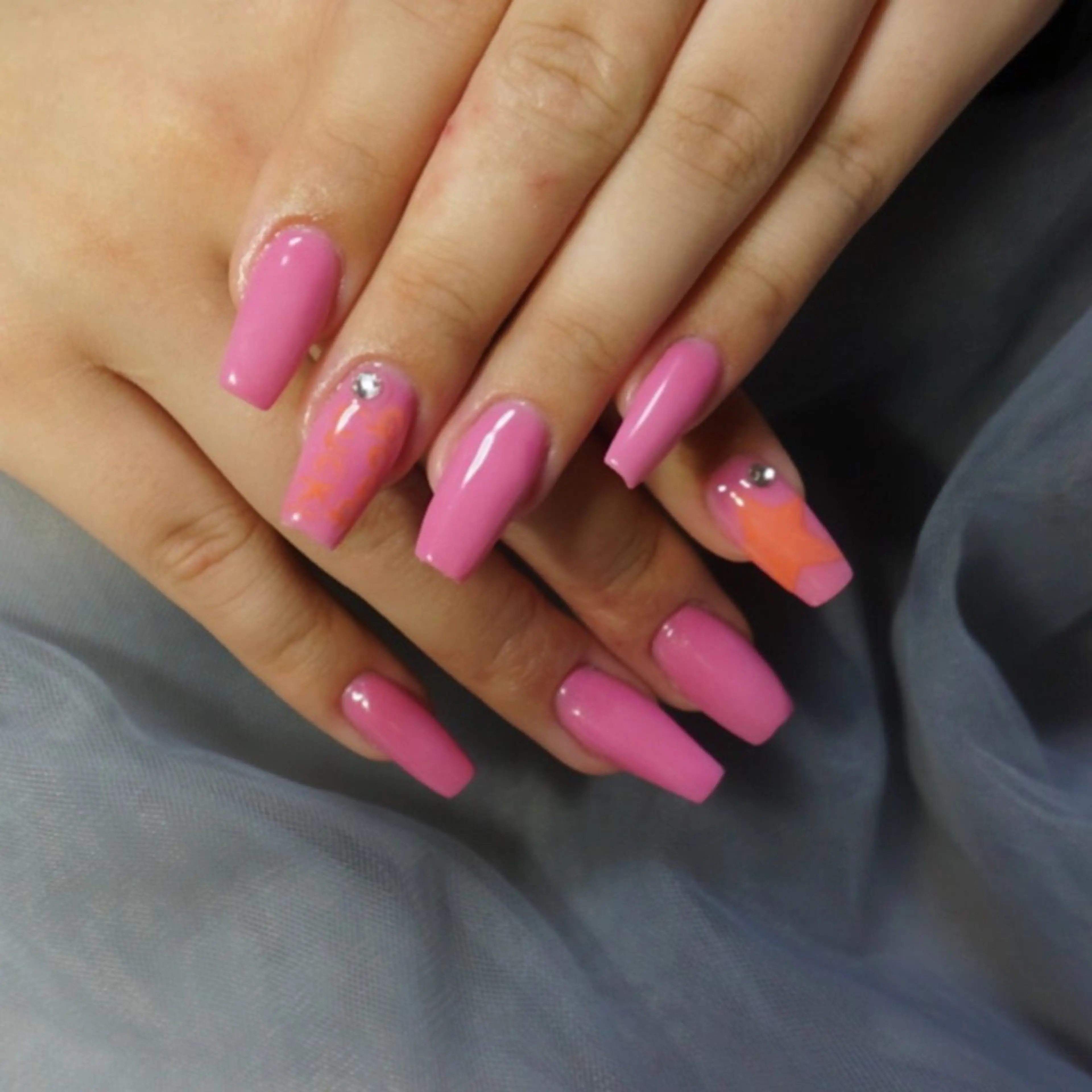 ネイル 長さ出し ロングネイル ワンカラーネイル ピンク スカルプネイル nail salon Be.のネイルデザイン