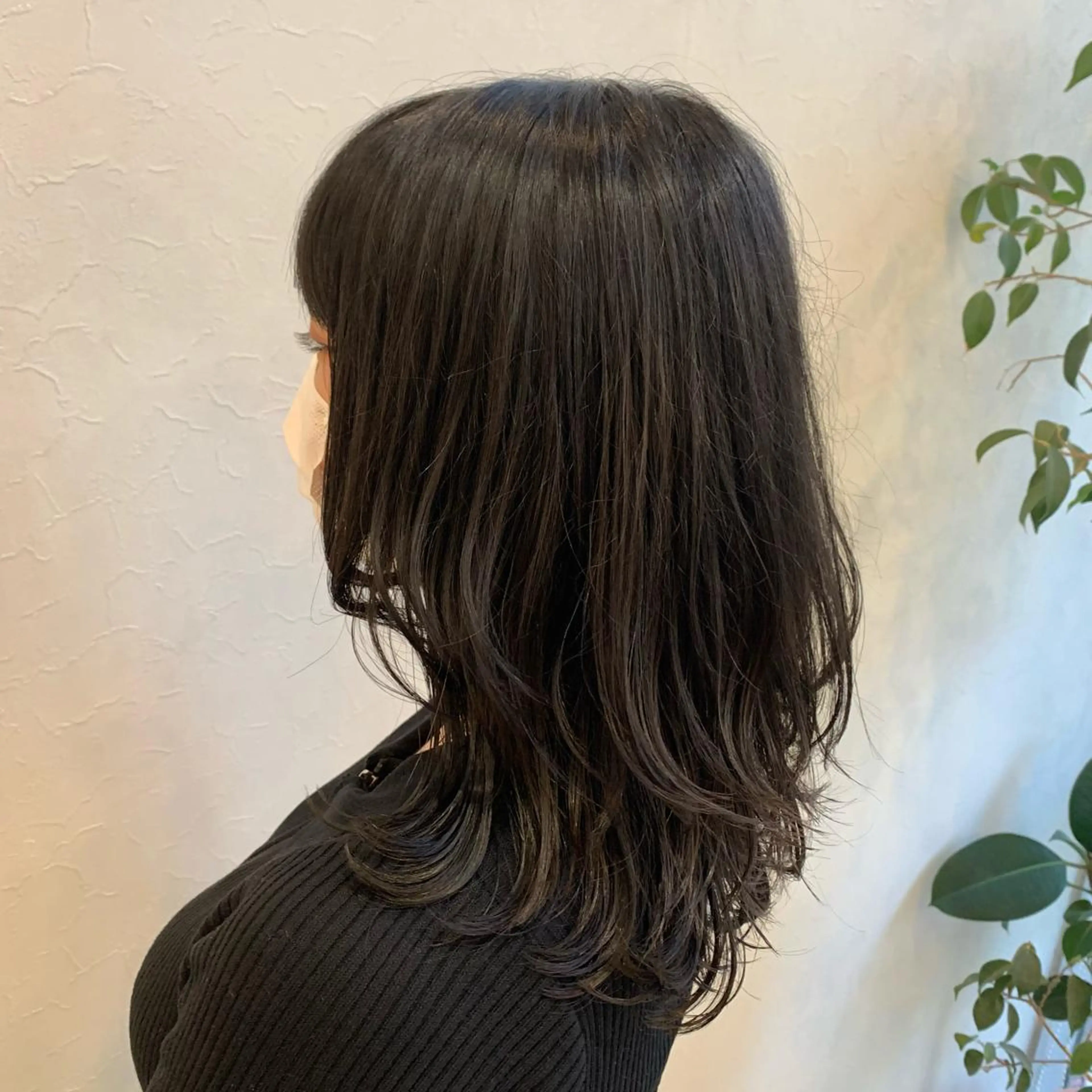 ミディアム カラー 黒髪 ウルフカット メンズ指名多数!! SiLO 田島のヘアスタイル