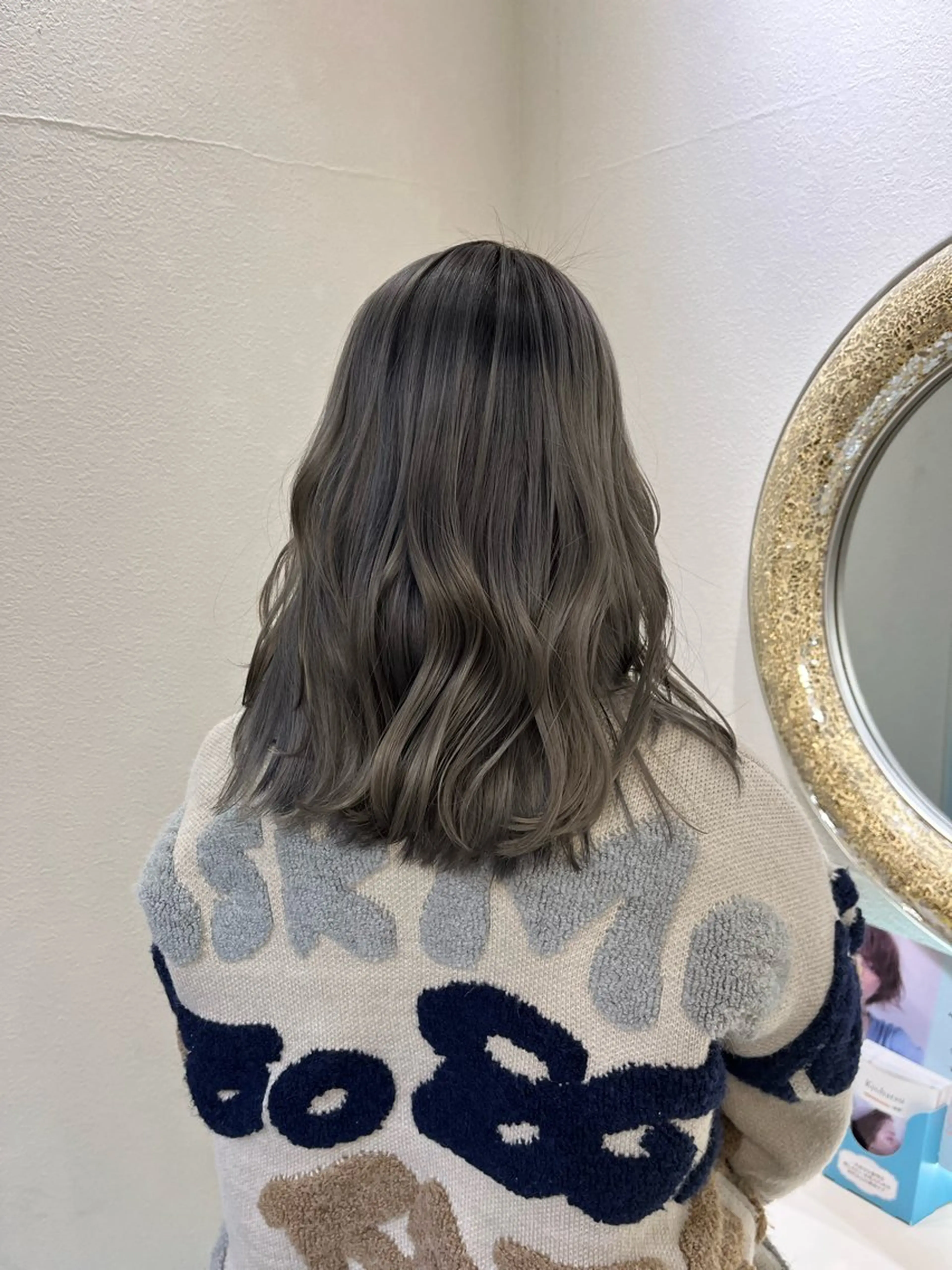カラー G.O.A.T hair所属・Karen ✂︎GOAThairのヘアスタイル