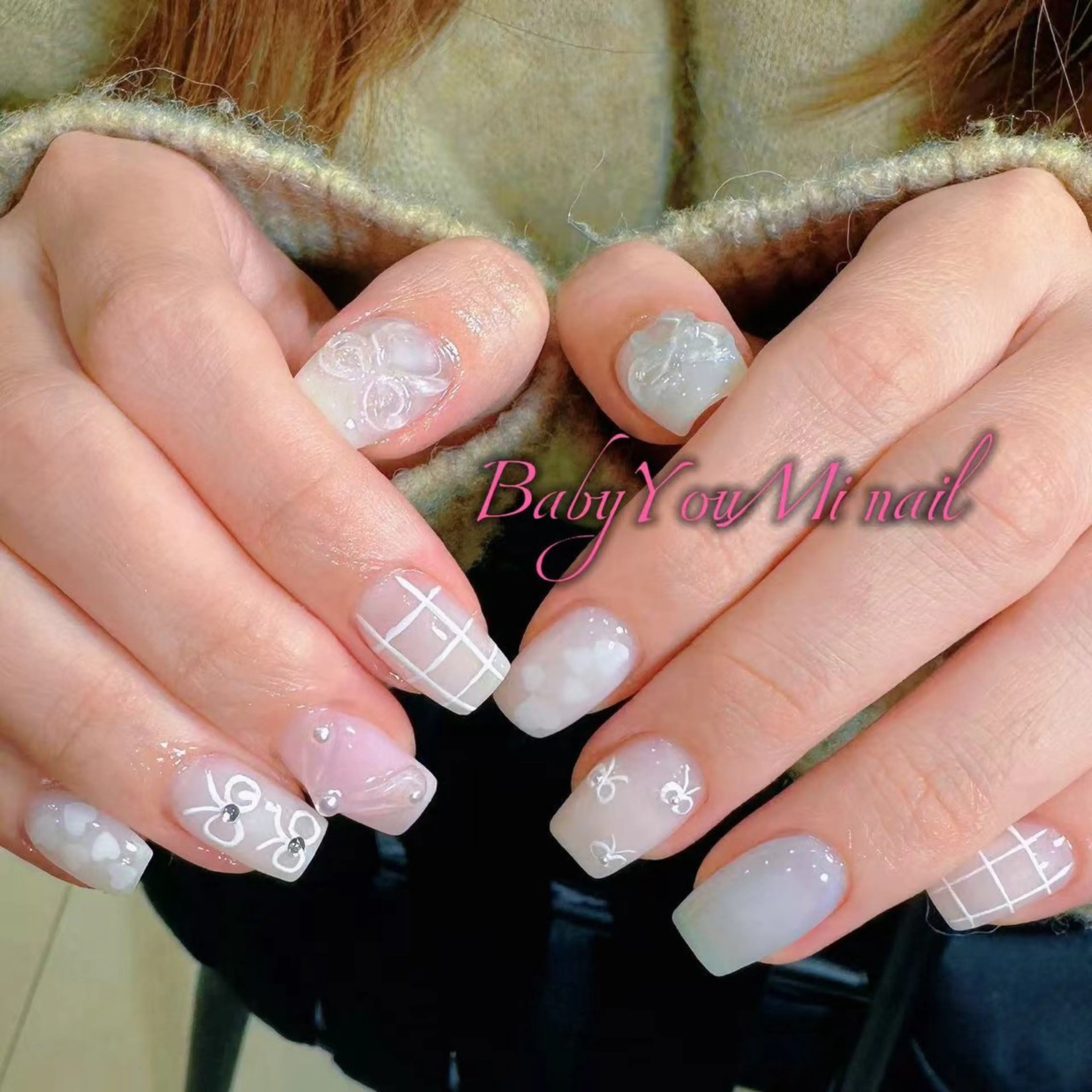 ネイル オーロラネイル フラワーネイル フットネイル フレンチネイル ジェルネイル ハンドネイル BabyYouMi ねねのネイルデザイン