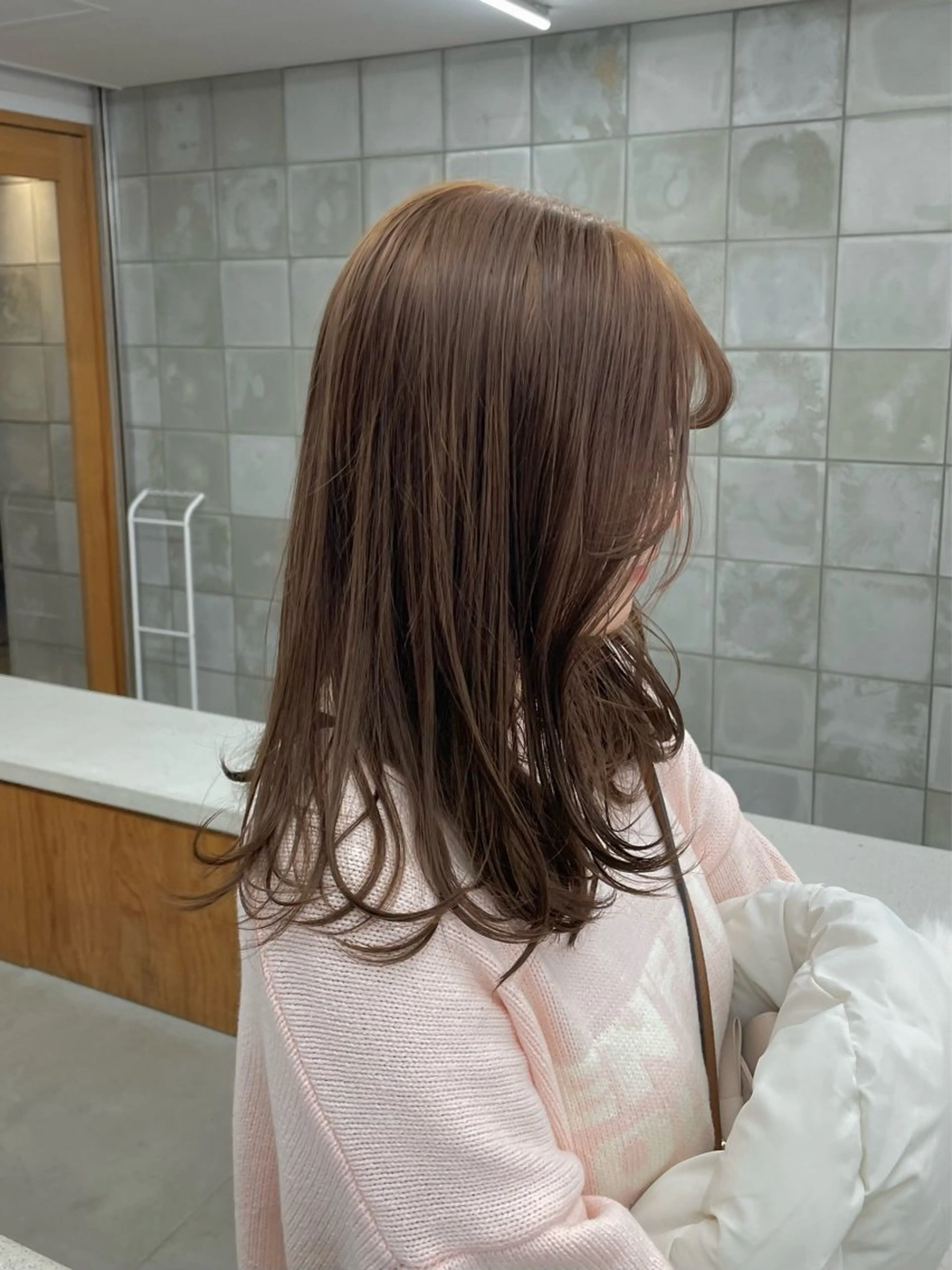 ミディアム カラー tuco mireiのヘアスタイル
