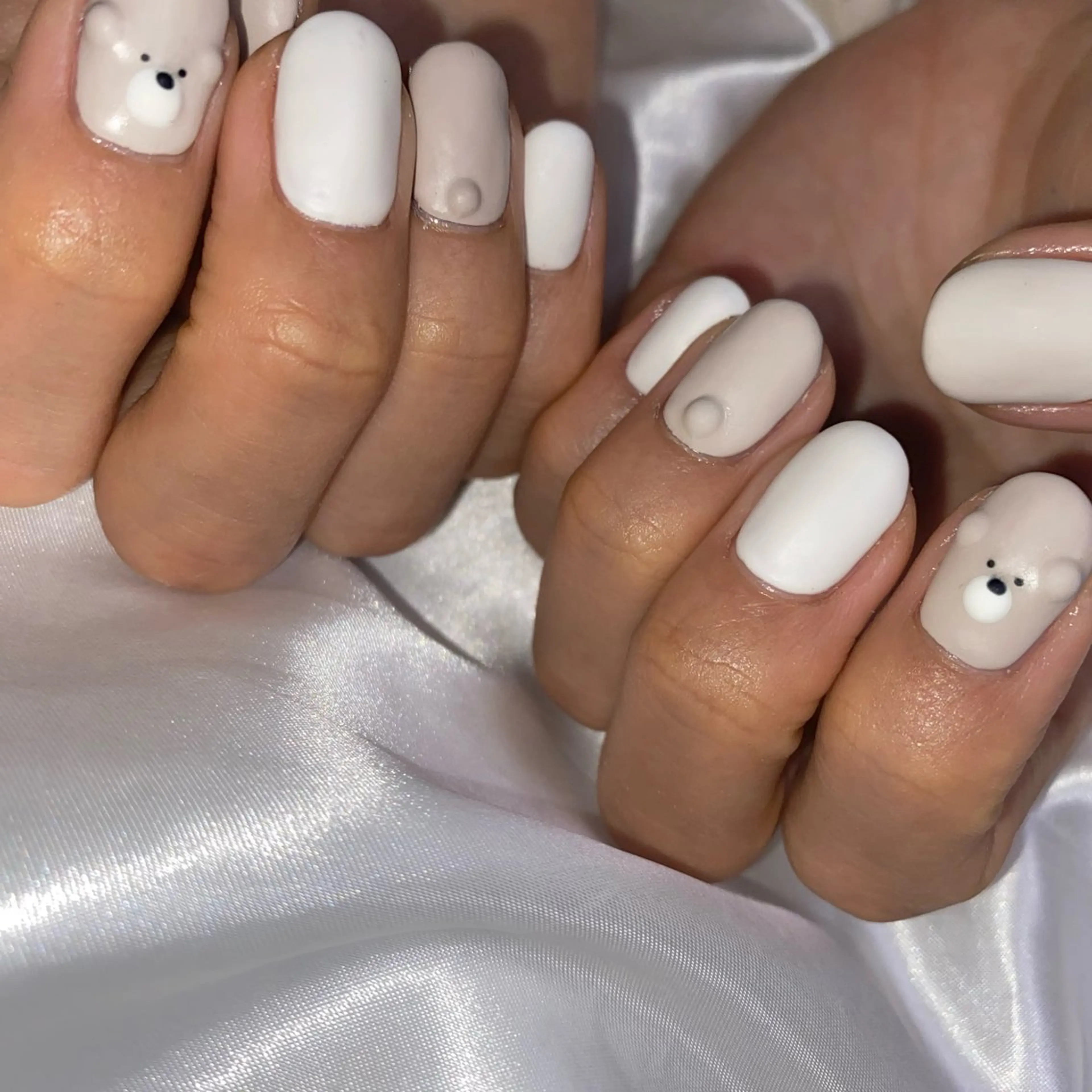 ネイル マットネイル うるつやネイル🫧 Amiのネイルデザイン