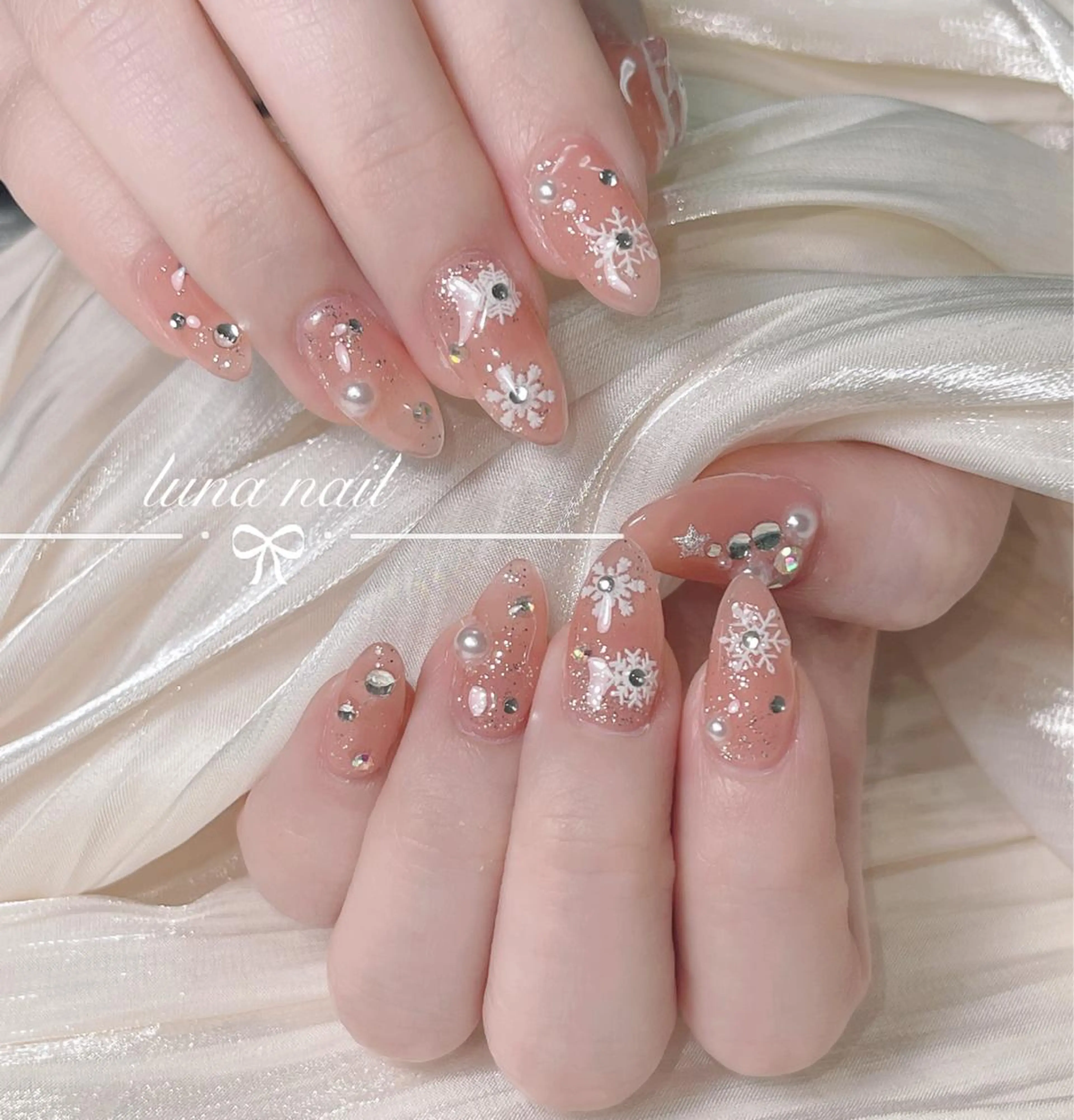 ネイル luna nail ＆eyelashのネイルデザイン