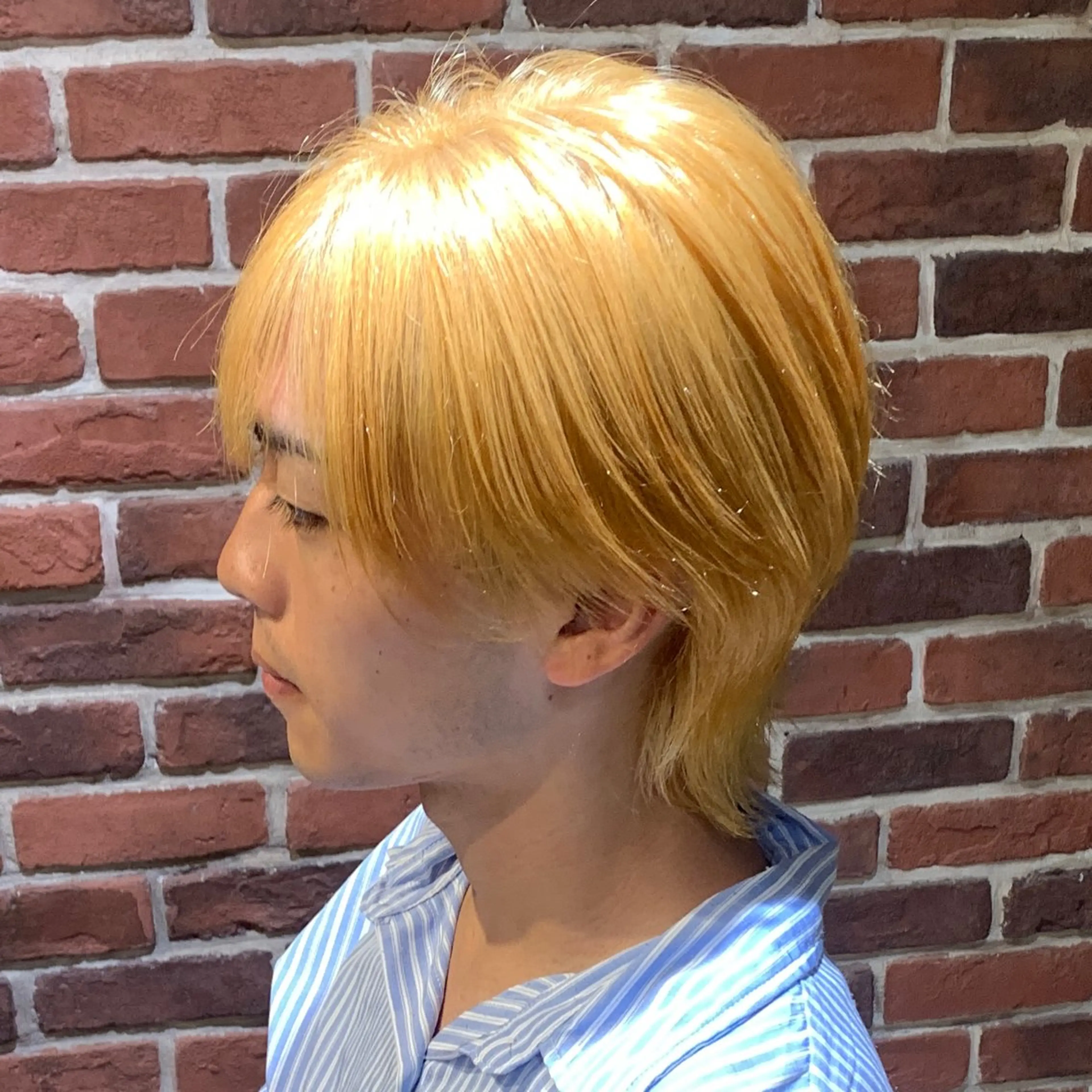 ショート カラー メンズ メンズブリーチ メンズハイトーン メンズ韓国風 マッシュ メンズウルフカット メンズ縮毛矯正 /メンズパーマ美容師のヘアスタイル
