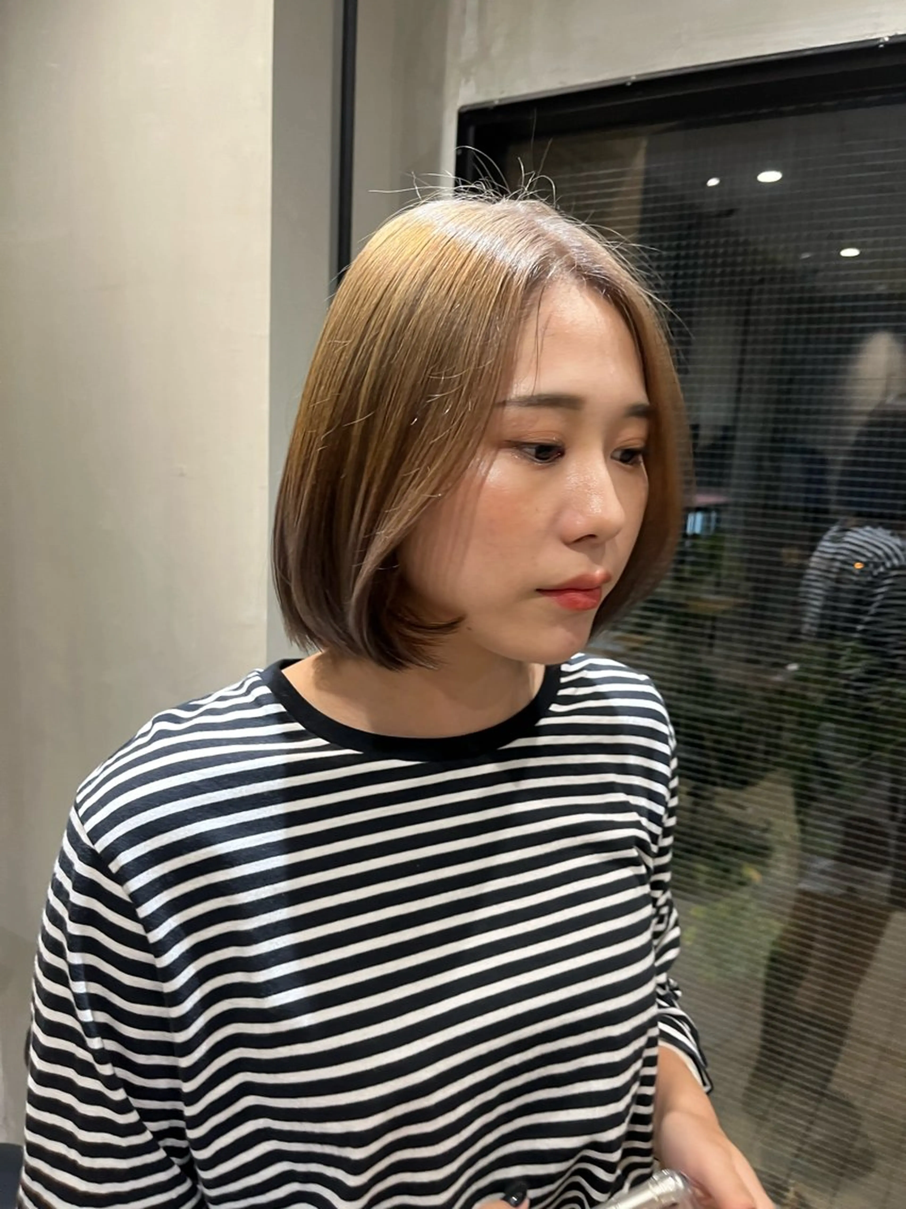 カラー ベージュカラー ブリーチ オリーブベージュ カット ヘアカラー トリートメント こまつばらみお/レイ ヤー/ダブルカラーのヘアスタイル