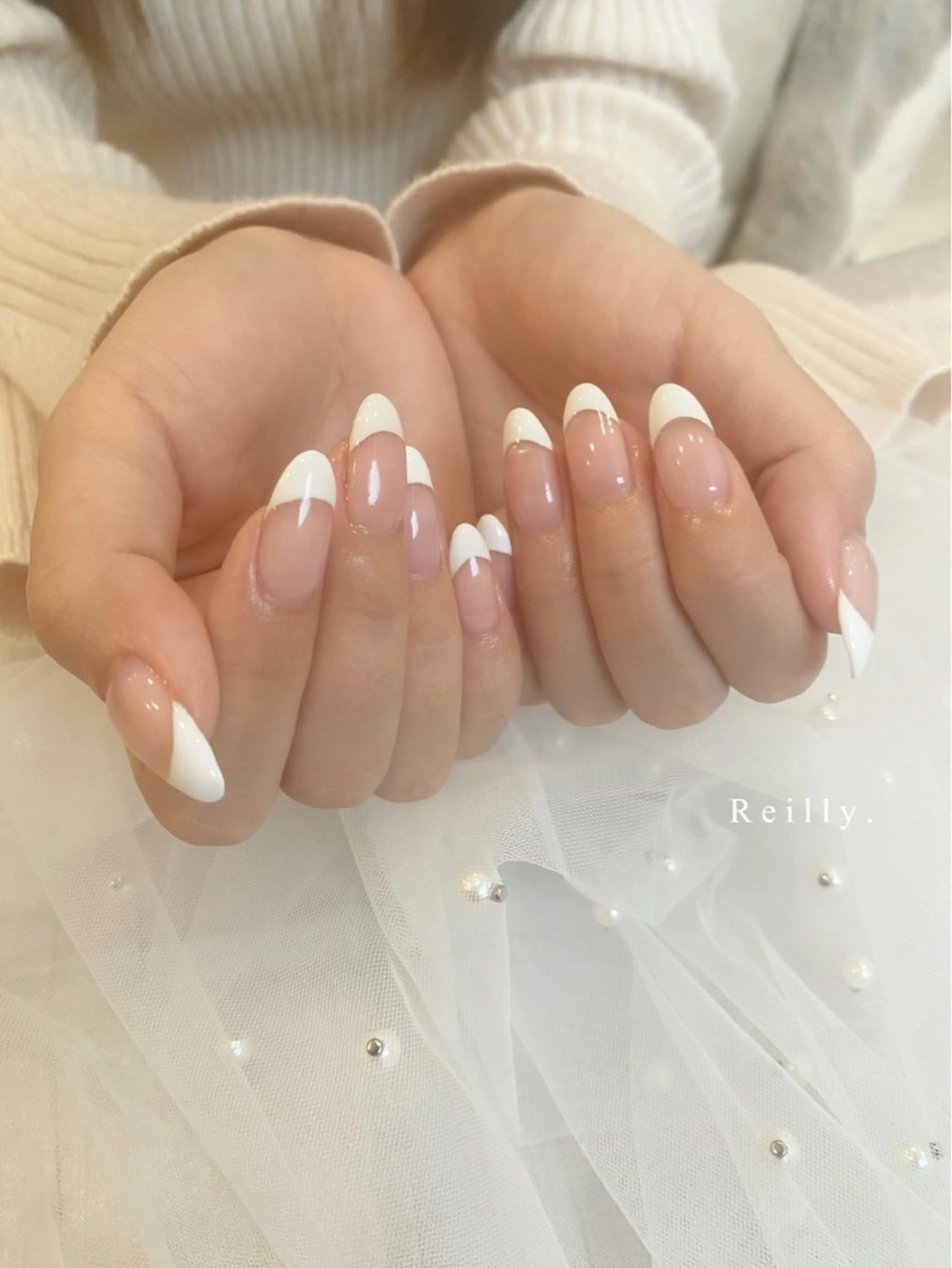 ネイル フラッシュネイル フレンチネイル ジェルネイル グラデーション ラメ(グリッター) ハンドネイル ハンドケア REILLY.　private nail salon所属・Marina 《REILLY.》のネイルデザイン