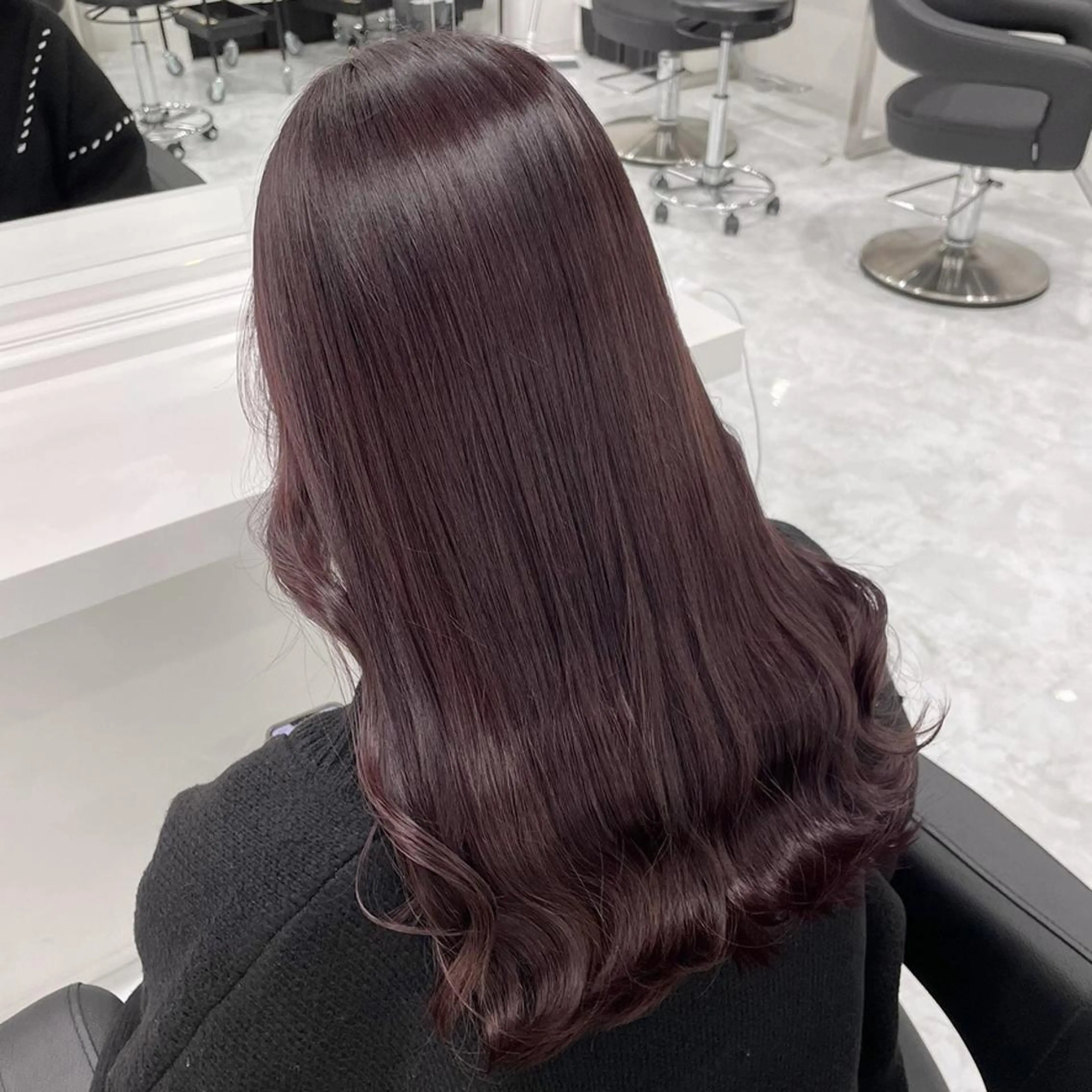 カラー 🍀暗め透け感🍀 赤み消しカラー🍀のヘアスタイル
