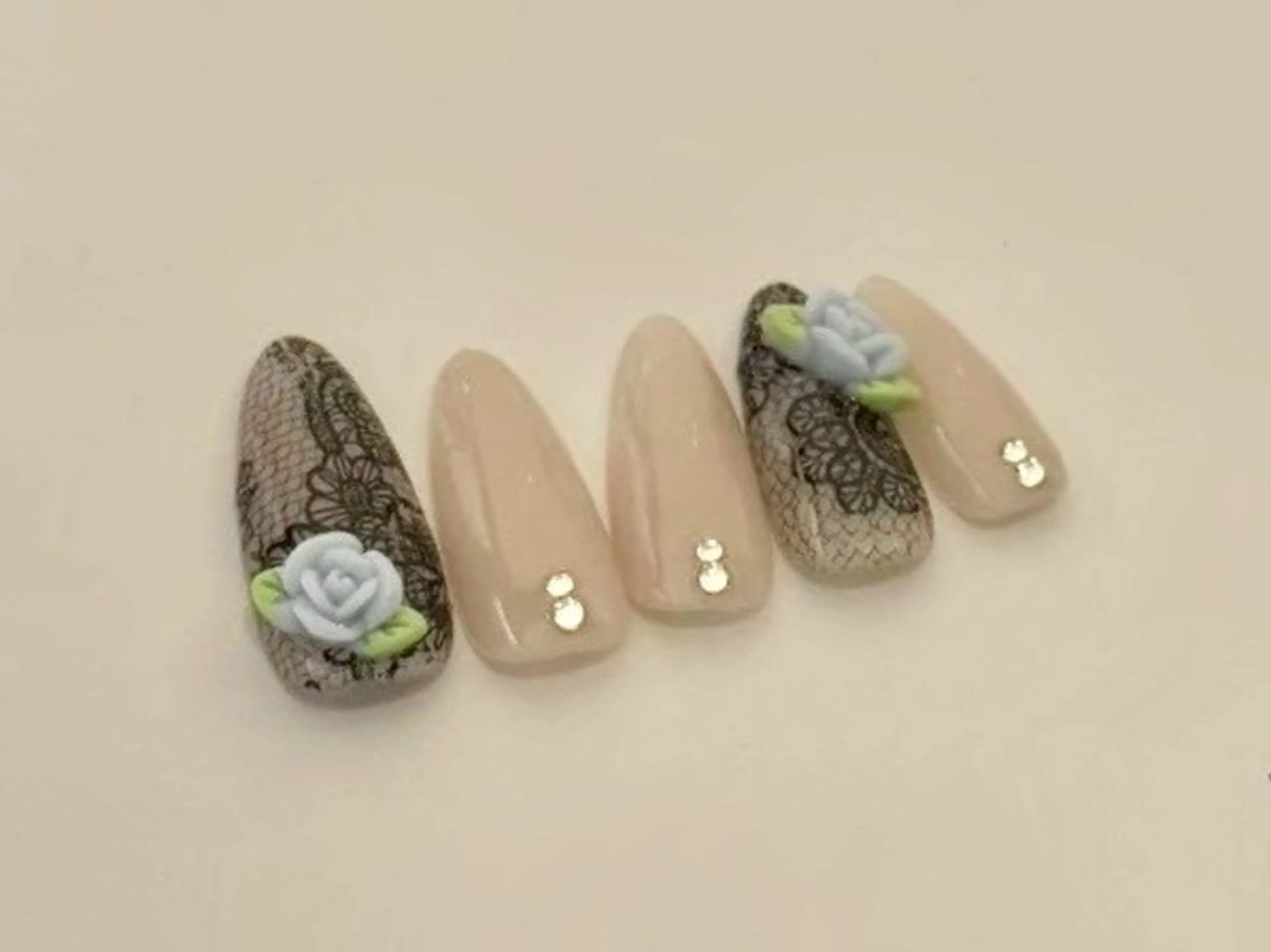 ネイル STUDIO GIYYのネイルデザイン