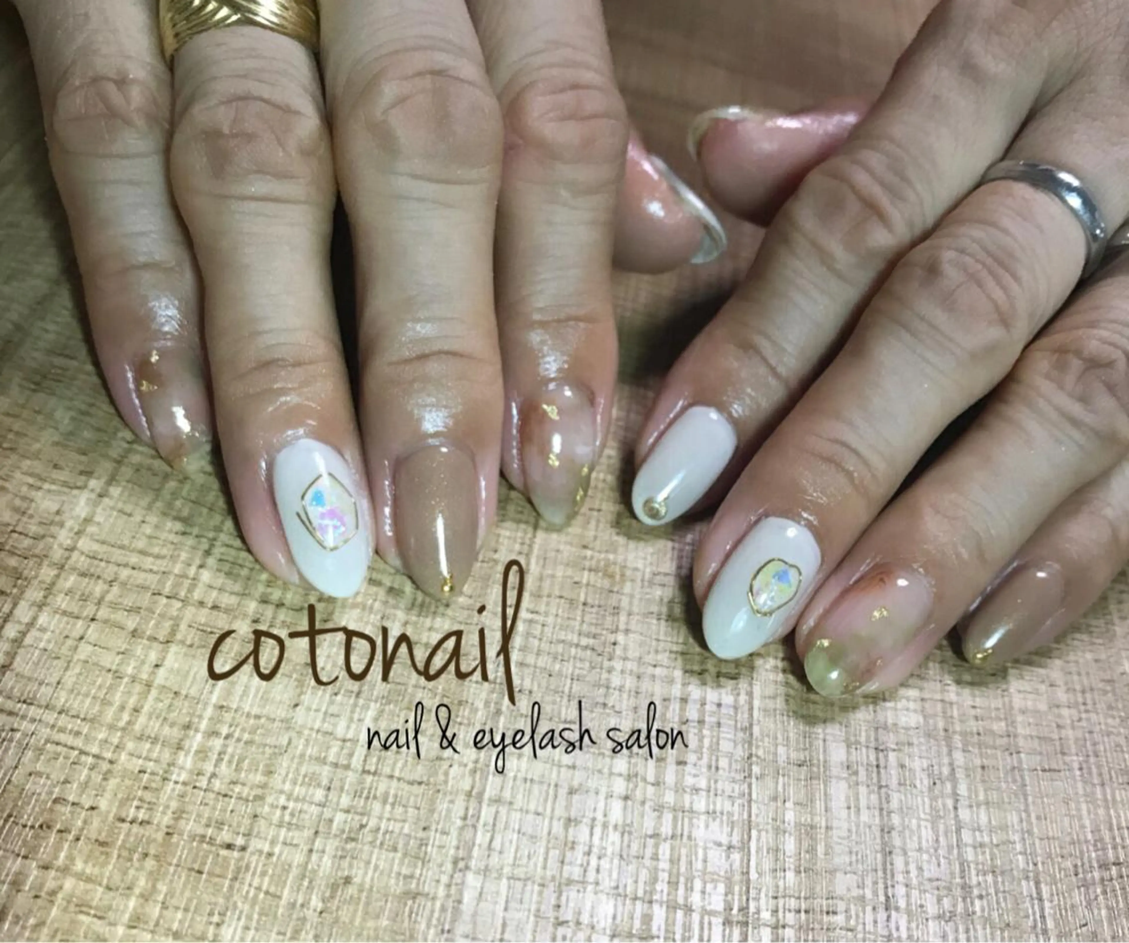 セミロング ネイル アートネイル ハンドネイル ツメトマツゲ .のネイルデザイン