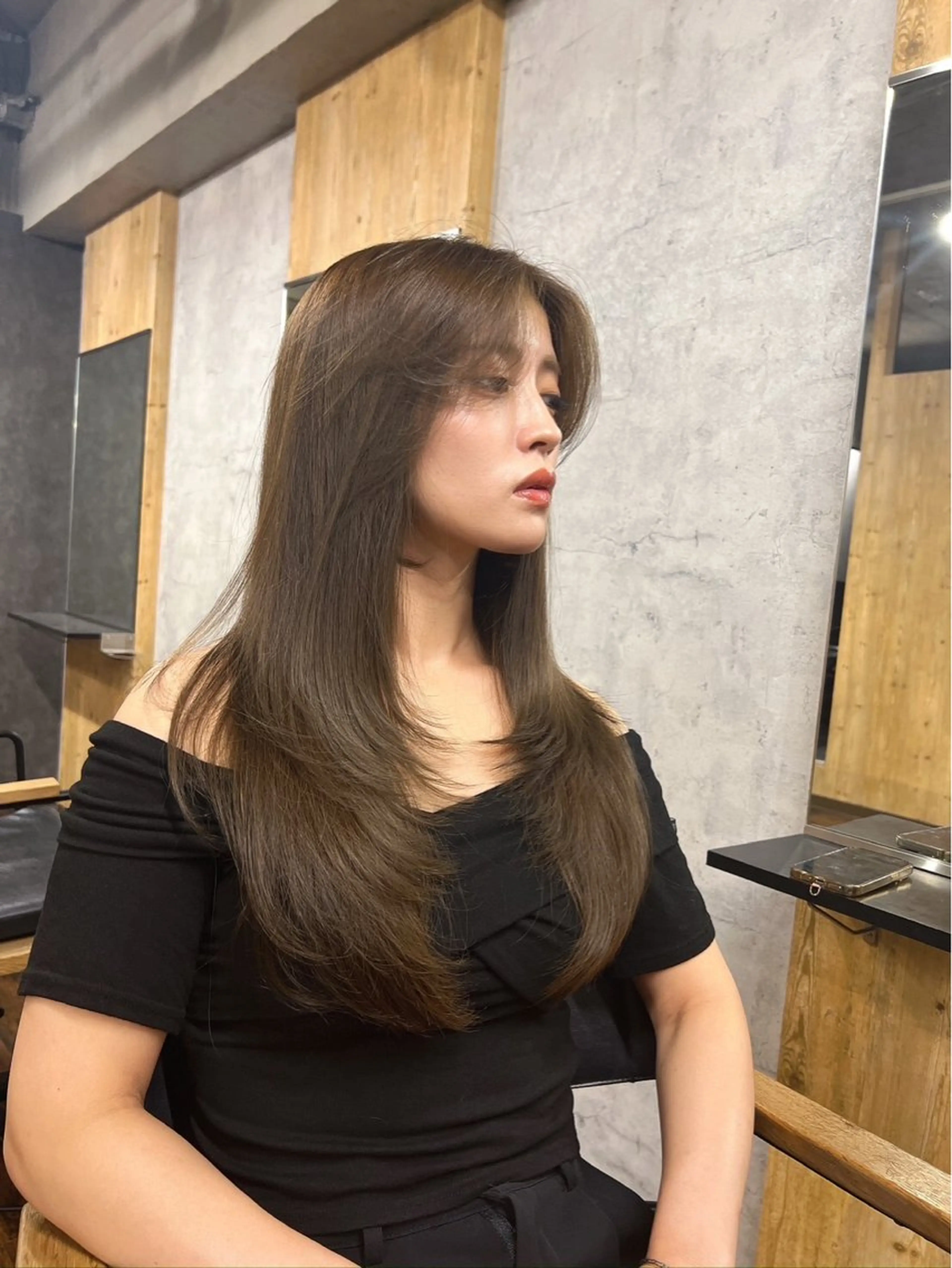 セミロング カラー パーマ ヘアアレンジ foi. フォワ所属・🇰🇷韓国トレンド ヘア🇰🇷高田のヘアスタイル