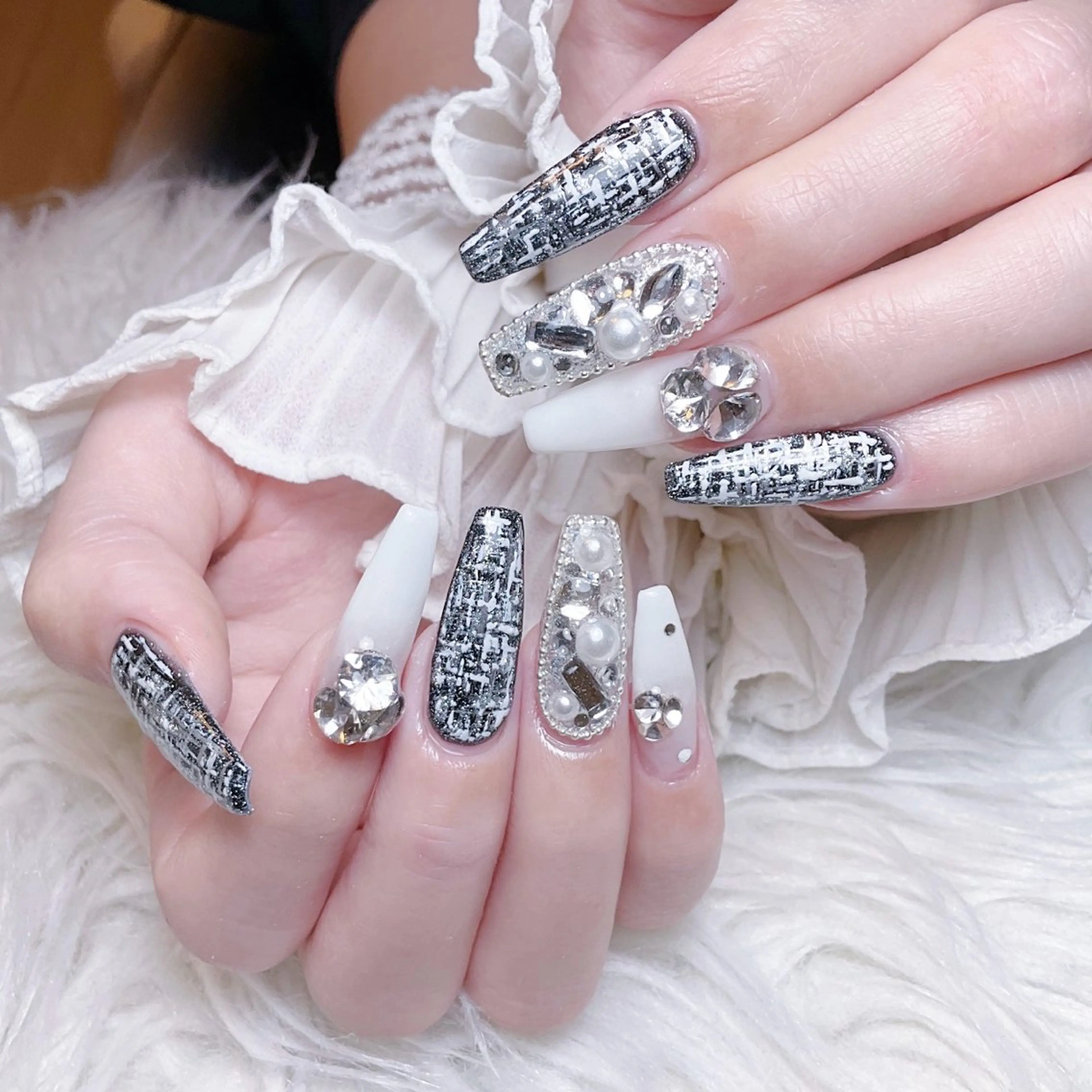 ネイル ハンドネイル 🌈Yun nail hyejin💋のネイルデザイン