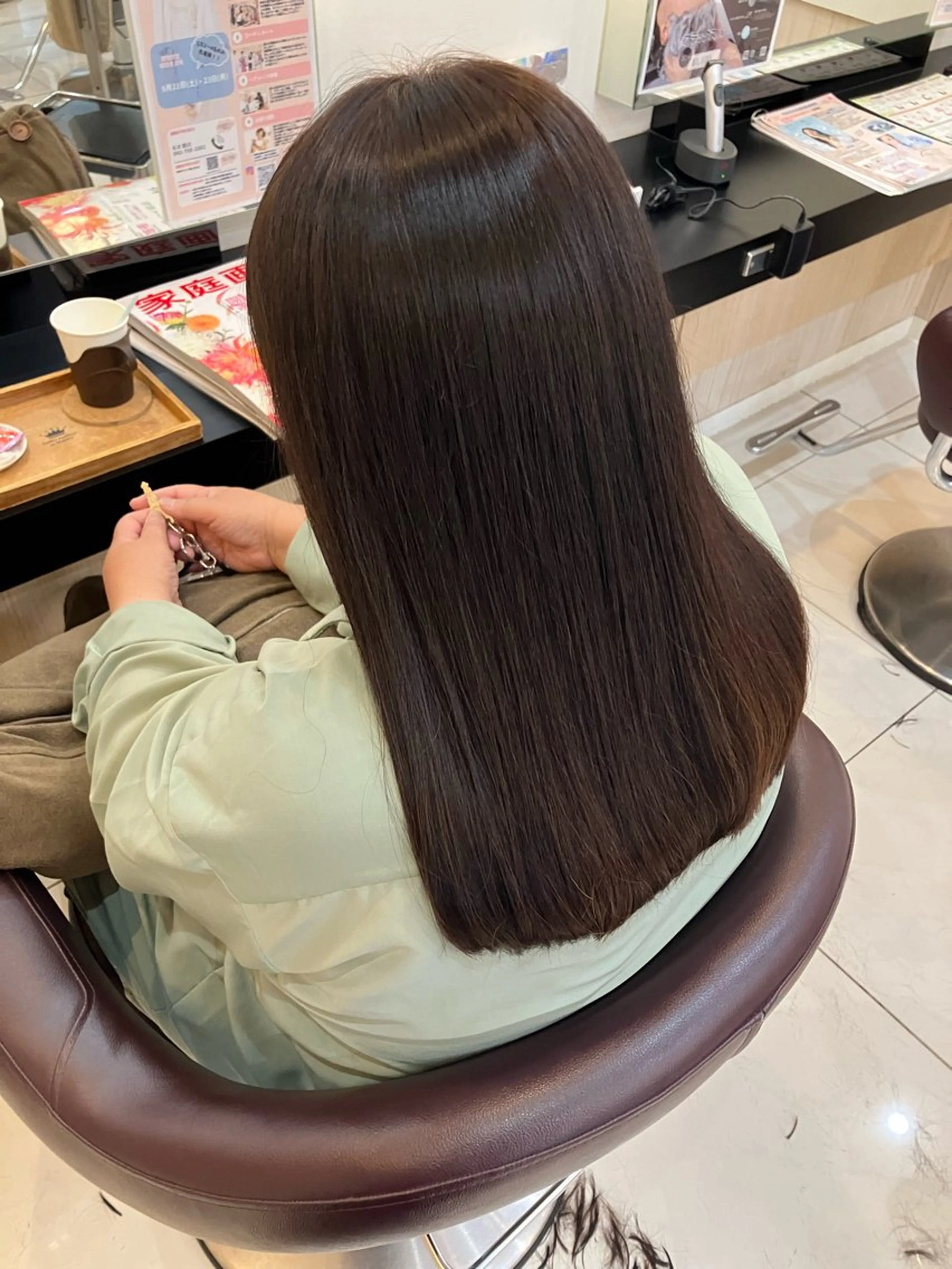 ミディアム 縮毛矯正 yukari 艶髪ヘアのヘアスタイル