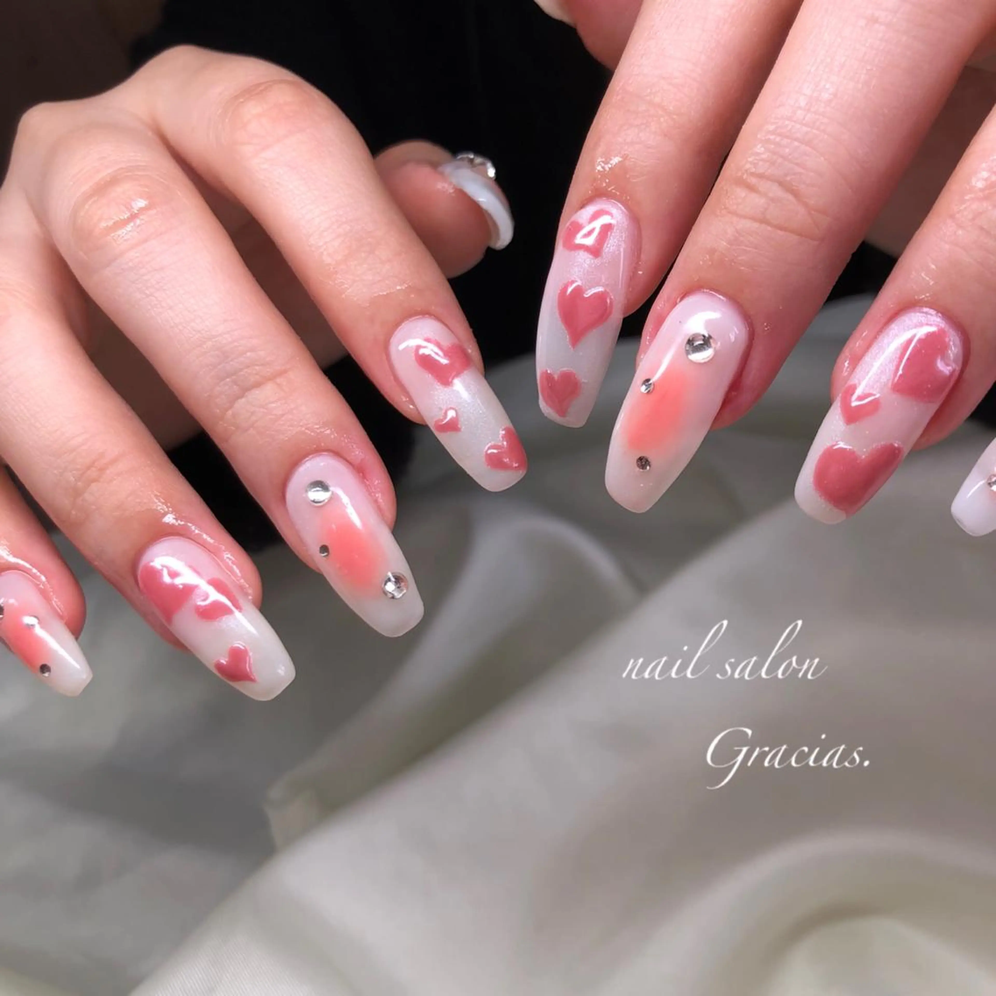 ネイル ハンドネイル Gracias. rieのネイルデザイン