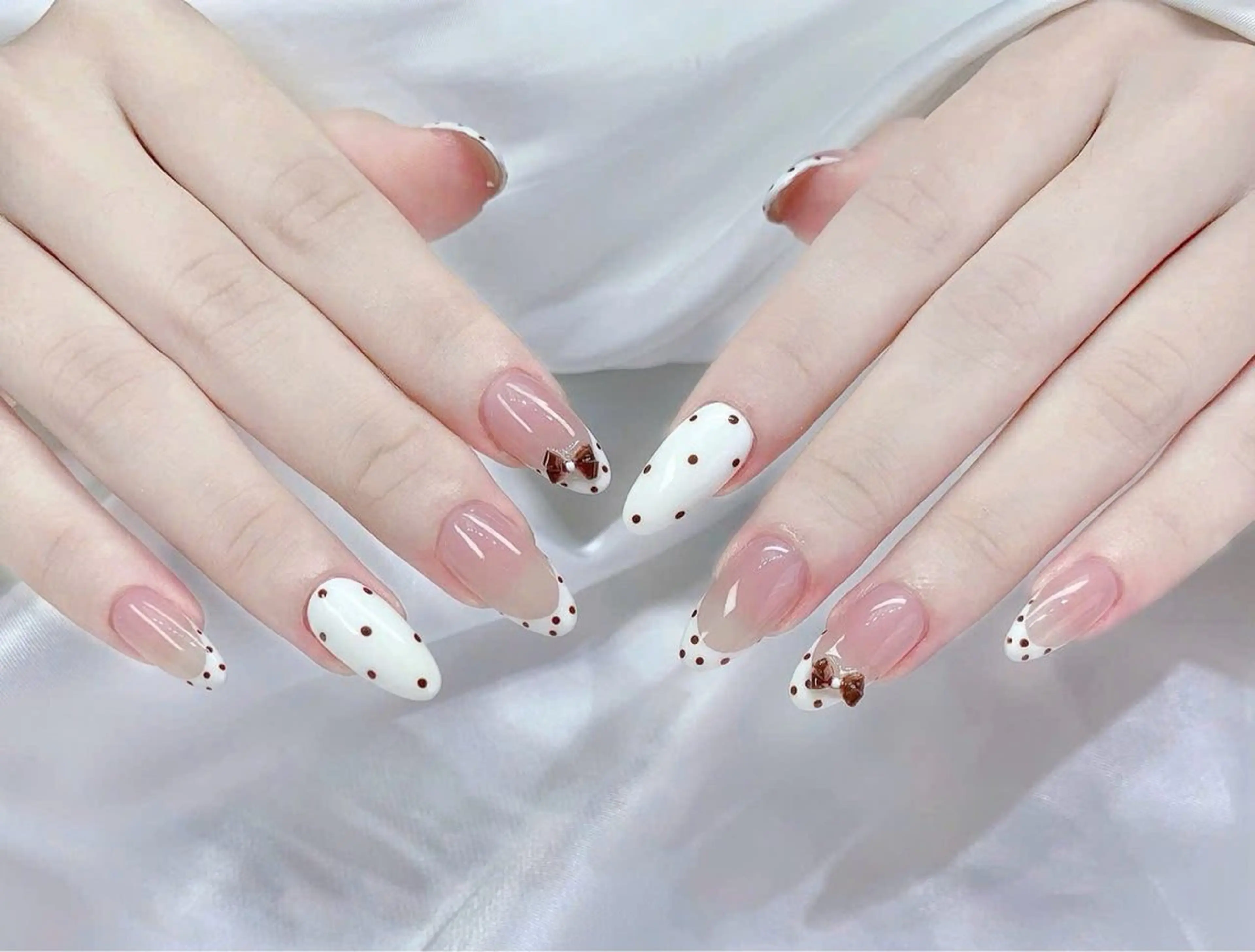 ネイル 韓国ネイル 持ち込み ニュアンスネイル ネイルチップ ハンドネイル TABI ANA.CHUOのネイルデザイン