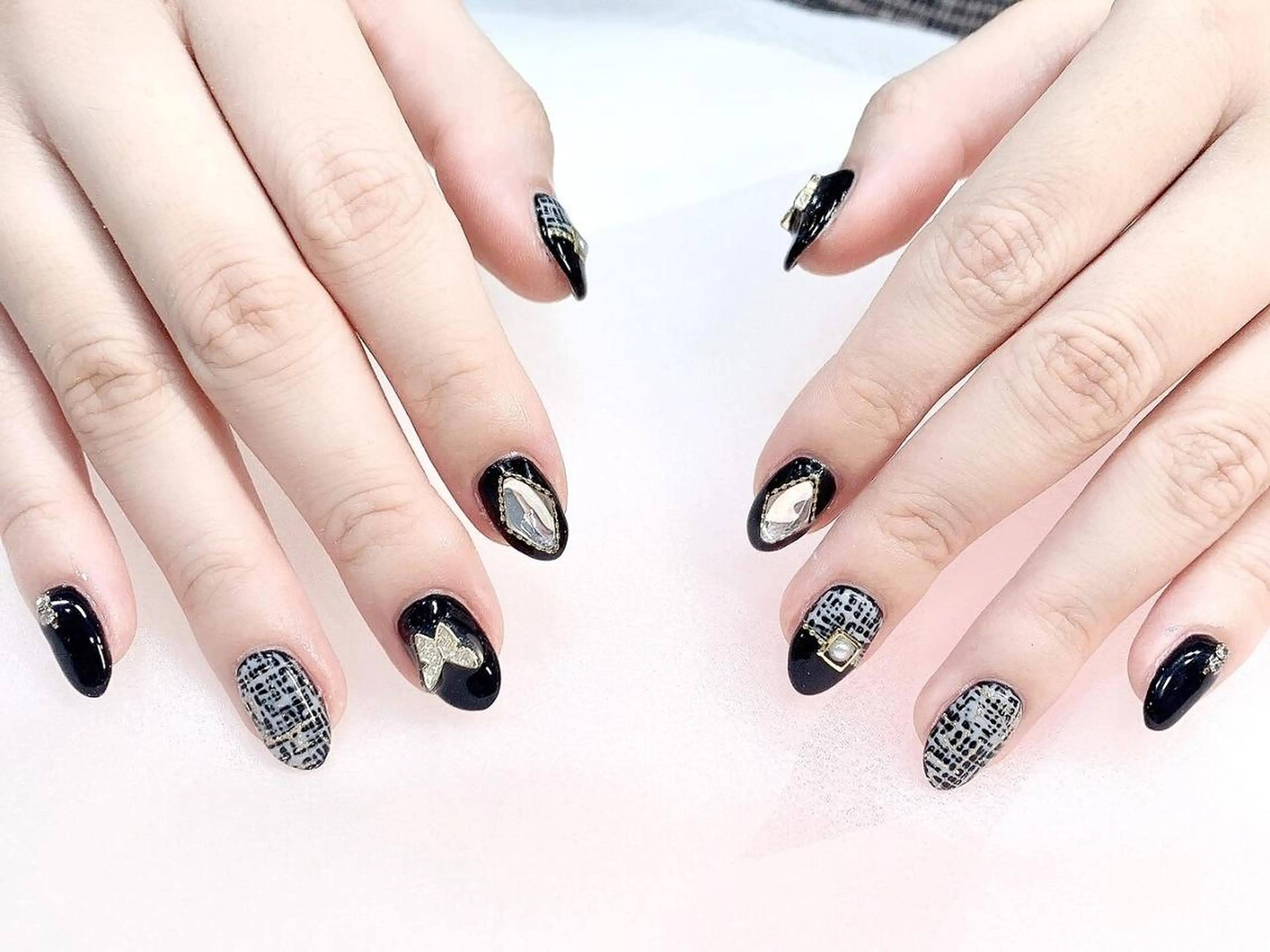 ネイル ハンドネイル Elegant beautyのネイルデザイン