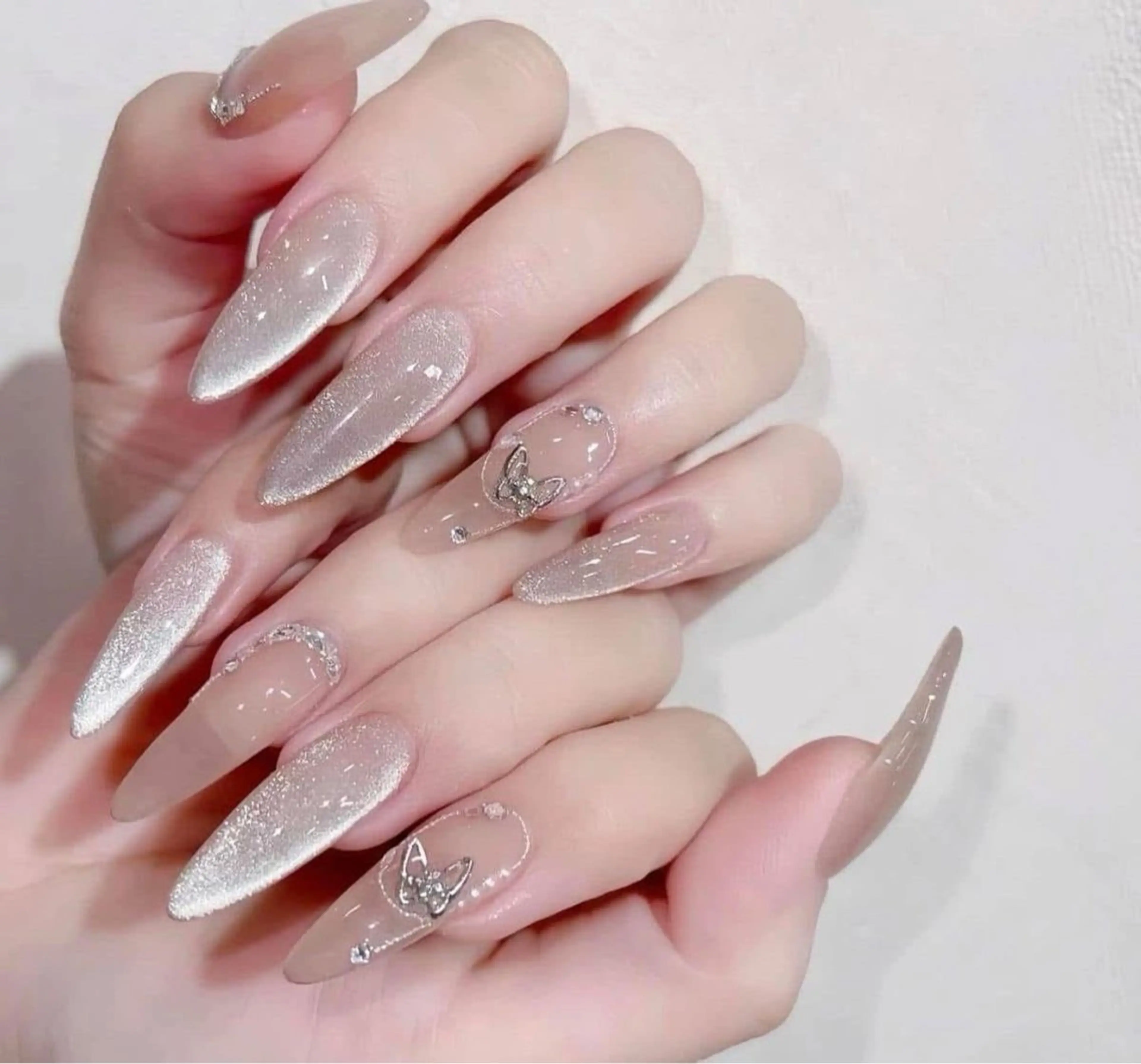 ネイル グラデーション キラキラネイル ピンク ハンドネイル RUBY Nail 日暮里店のネイルデザイン