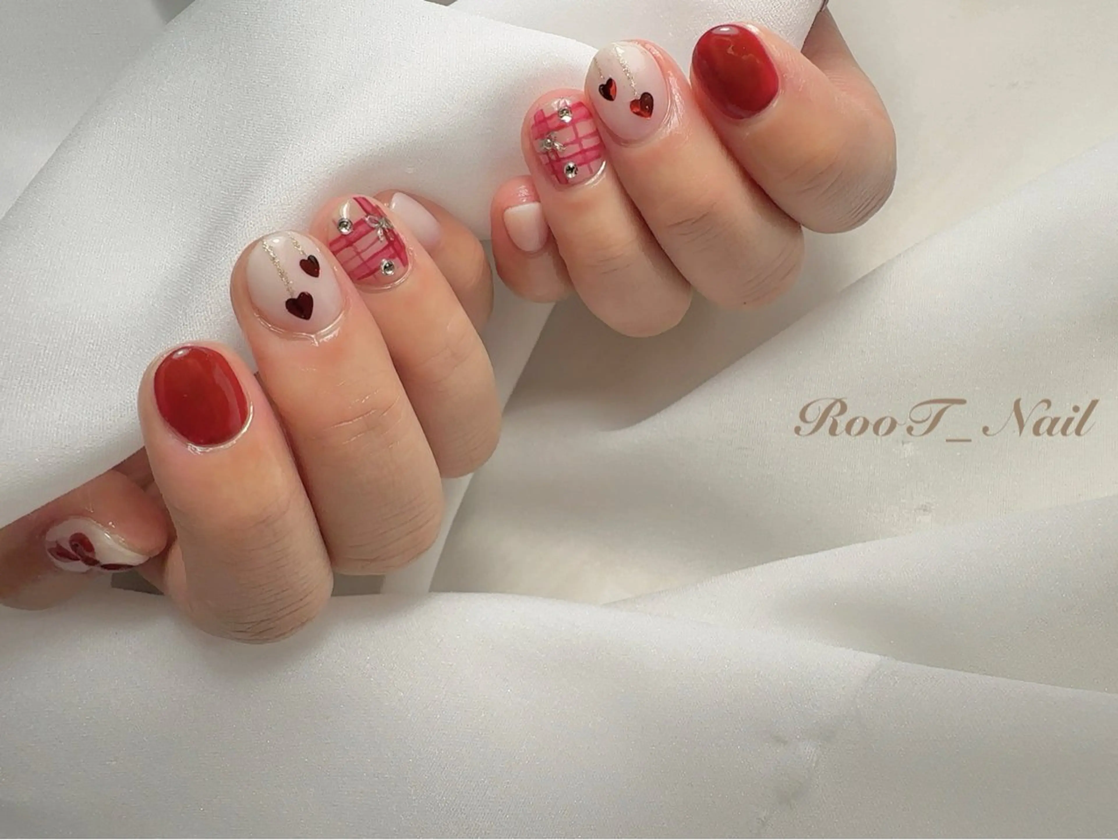 ネイル リボン ハンドネイル RooT Nailのネイルデザイン
